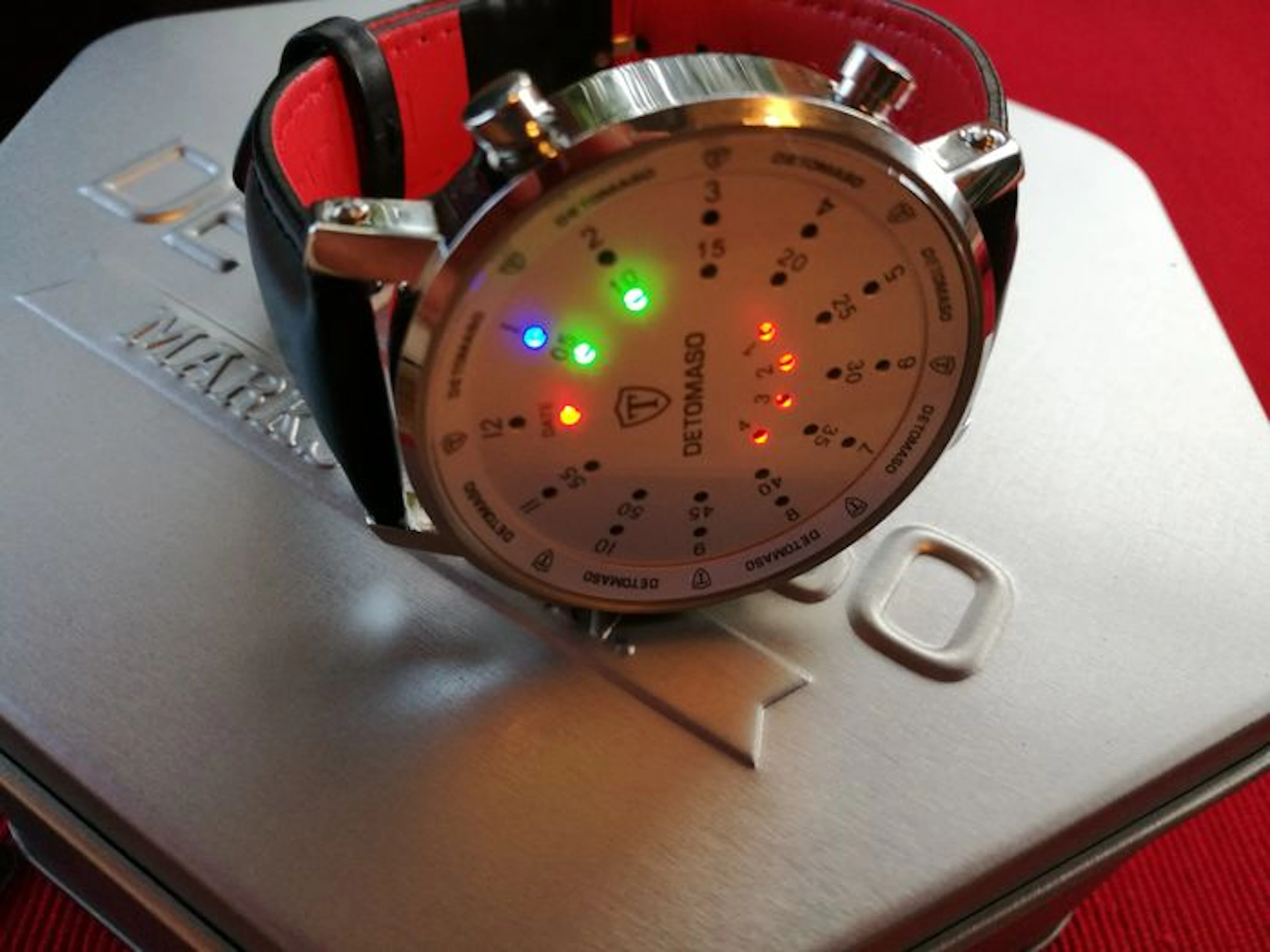 DETOMASO Spacy Timeline 2 men's watches binary LED stainless steel