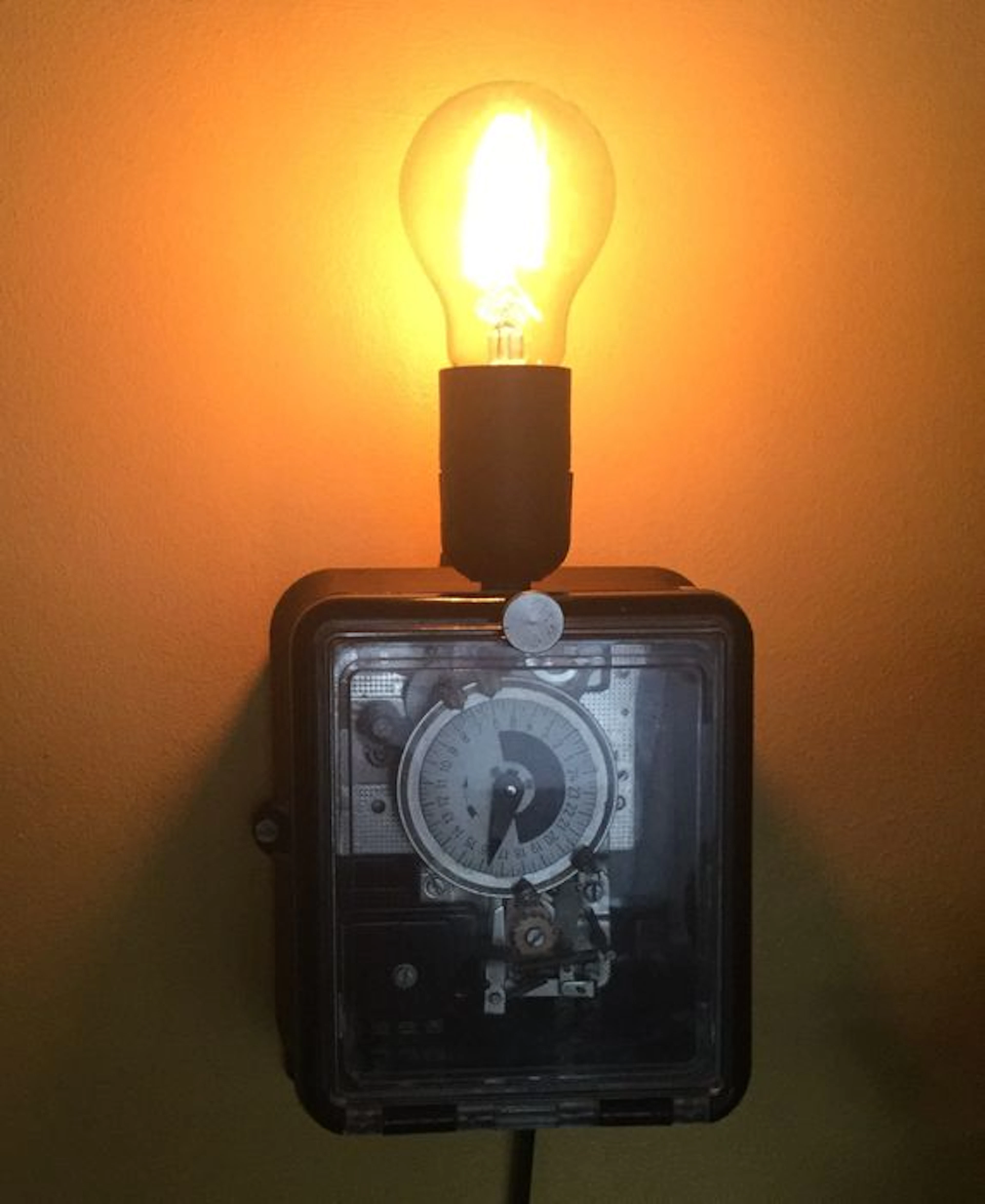 Upcycling object Steampunk Teslapunk Edison Lamp Light
