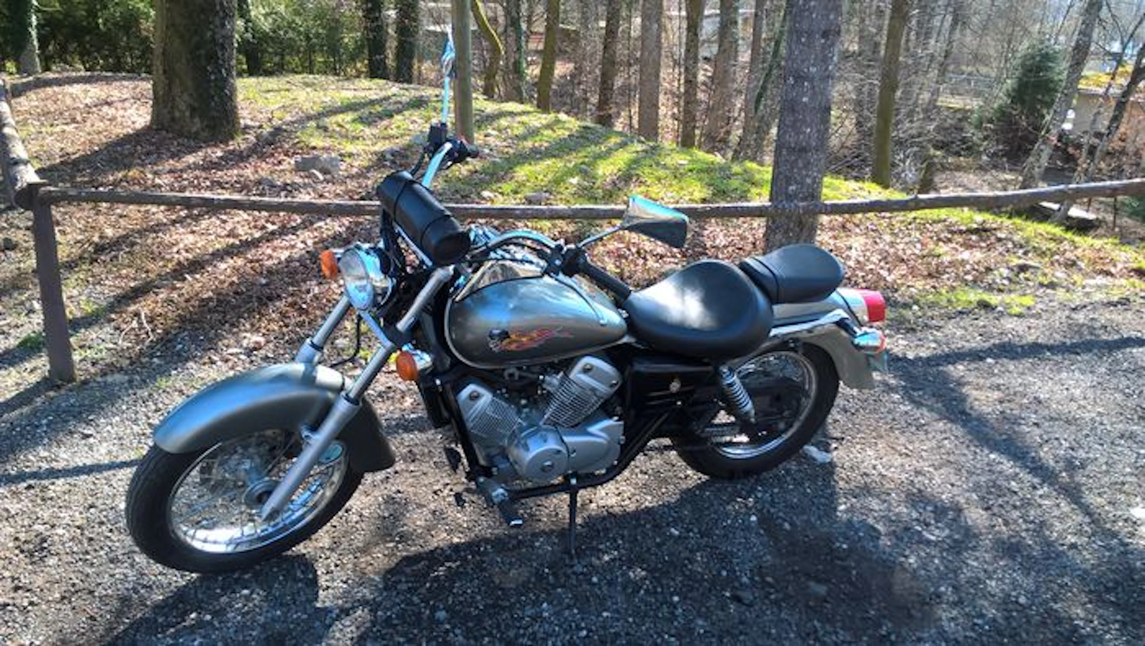 Honda - Shadow 125 - 1999