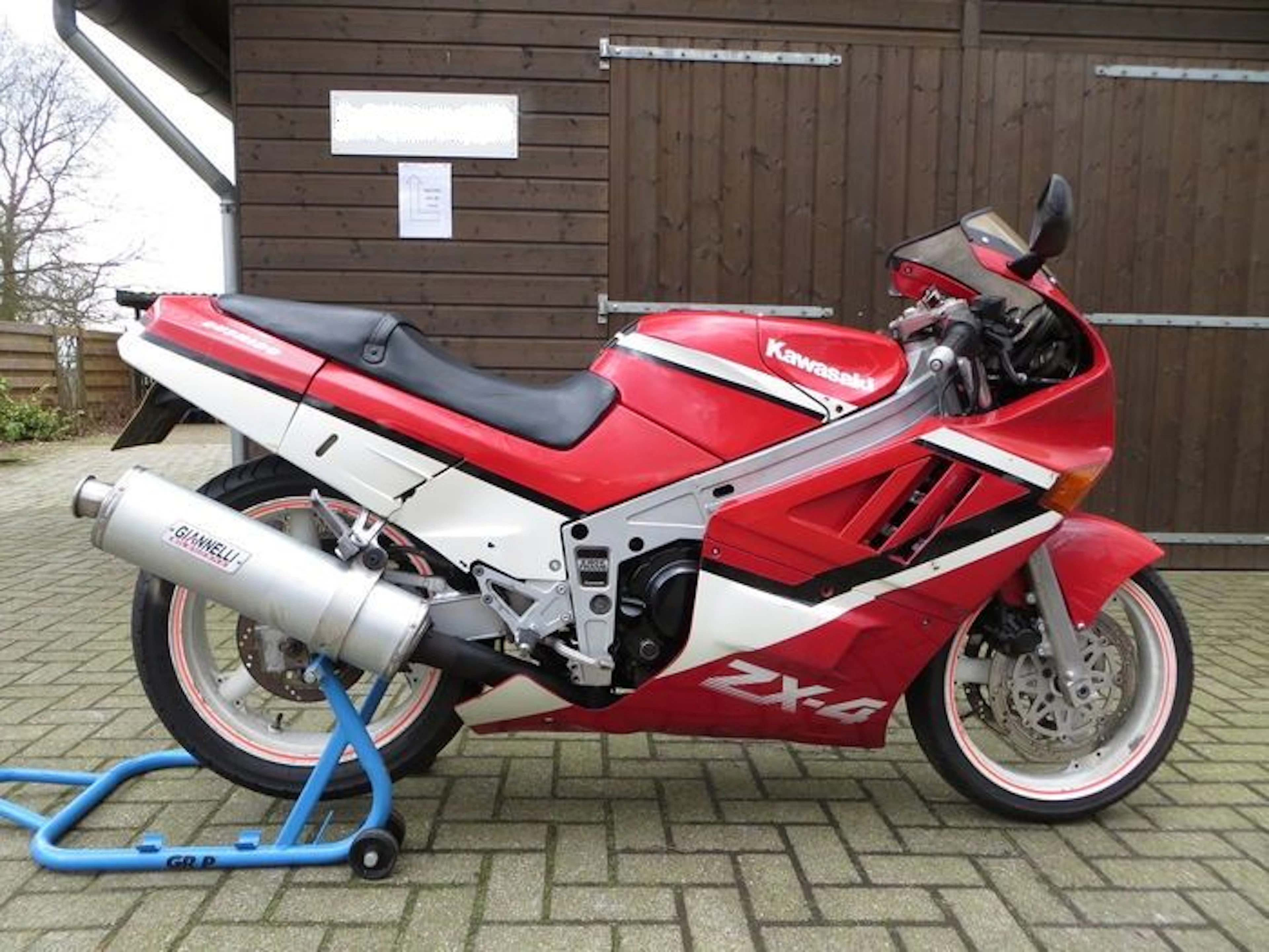Kawasaki - ZX4 - 1988