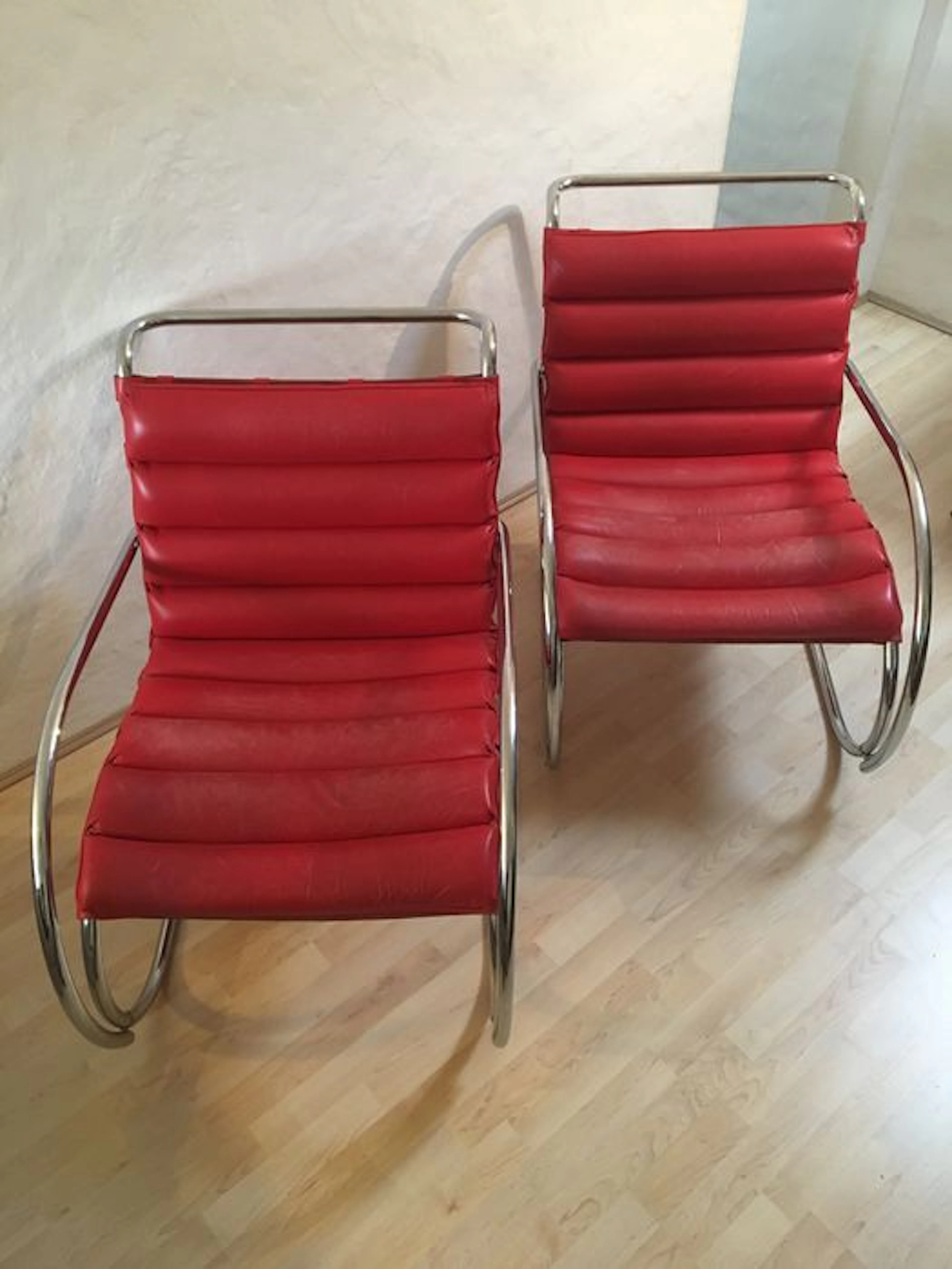 Mies van der Rohe by Knoll International - MR Lounge Chair (pair of two)