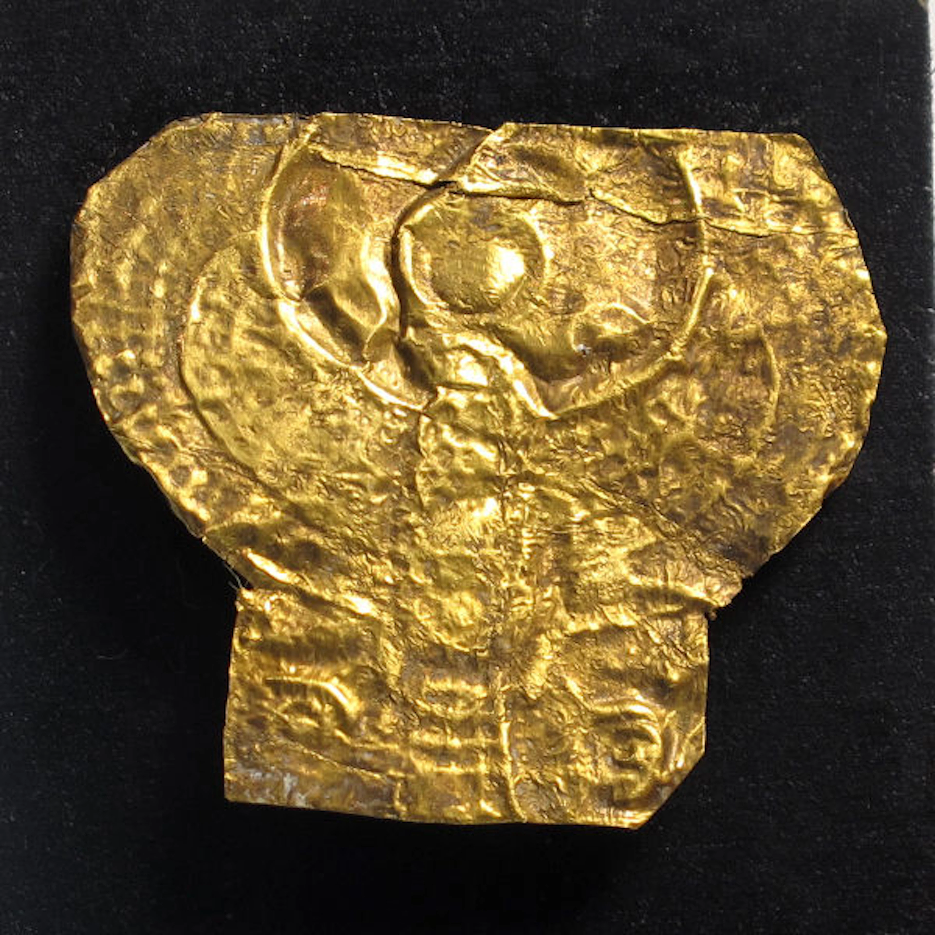 Egyptian Gold Ra-Horakhty Applique, 2.9 cm L