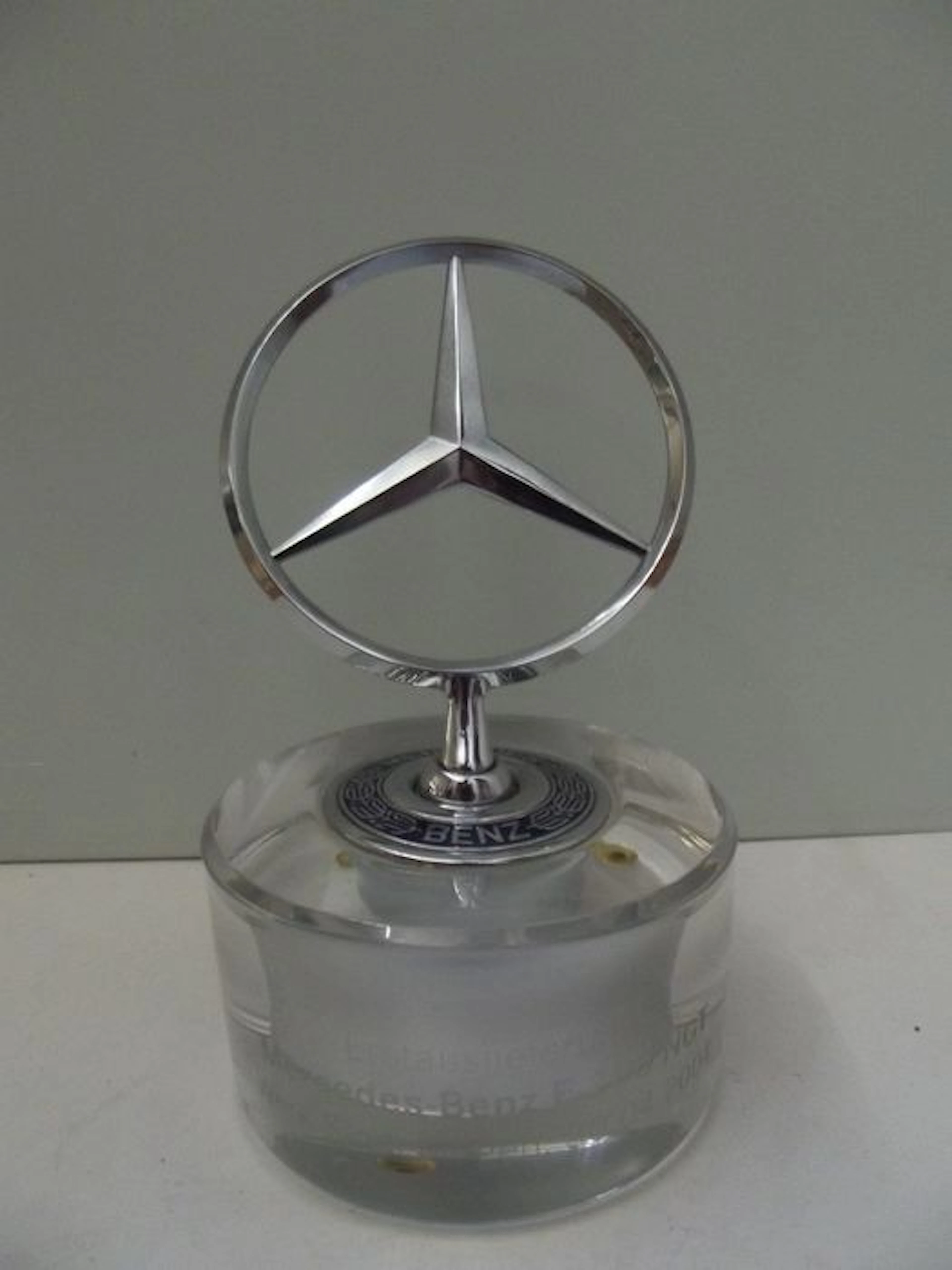Mercedes-Benz star on glass base - 13 cm