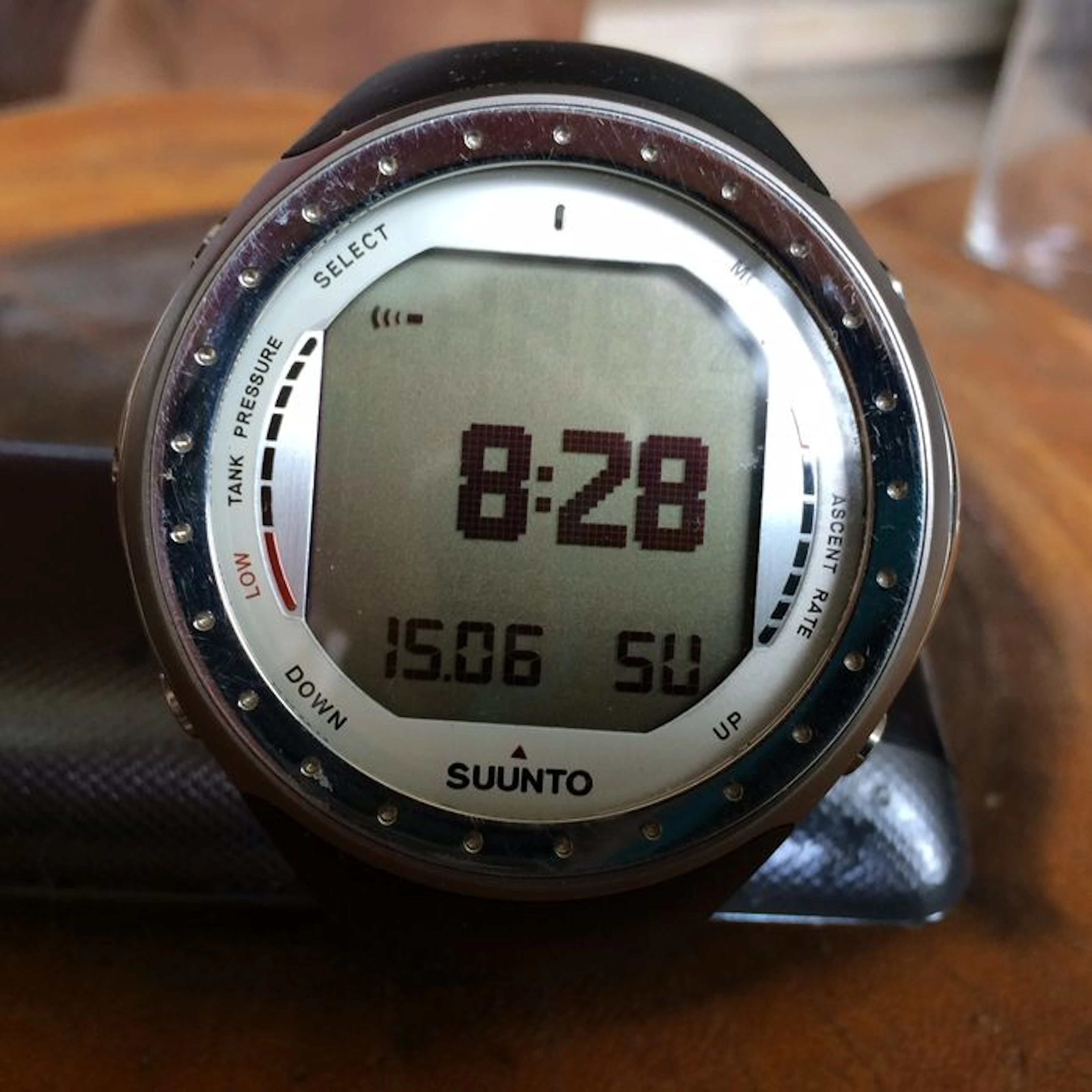SUUNTO D 9