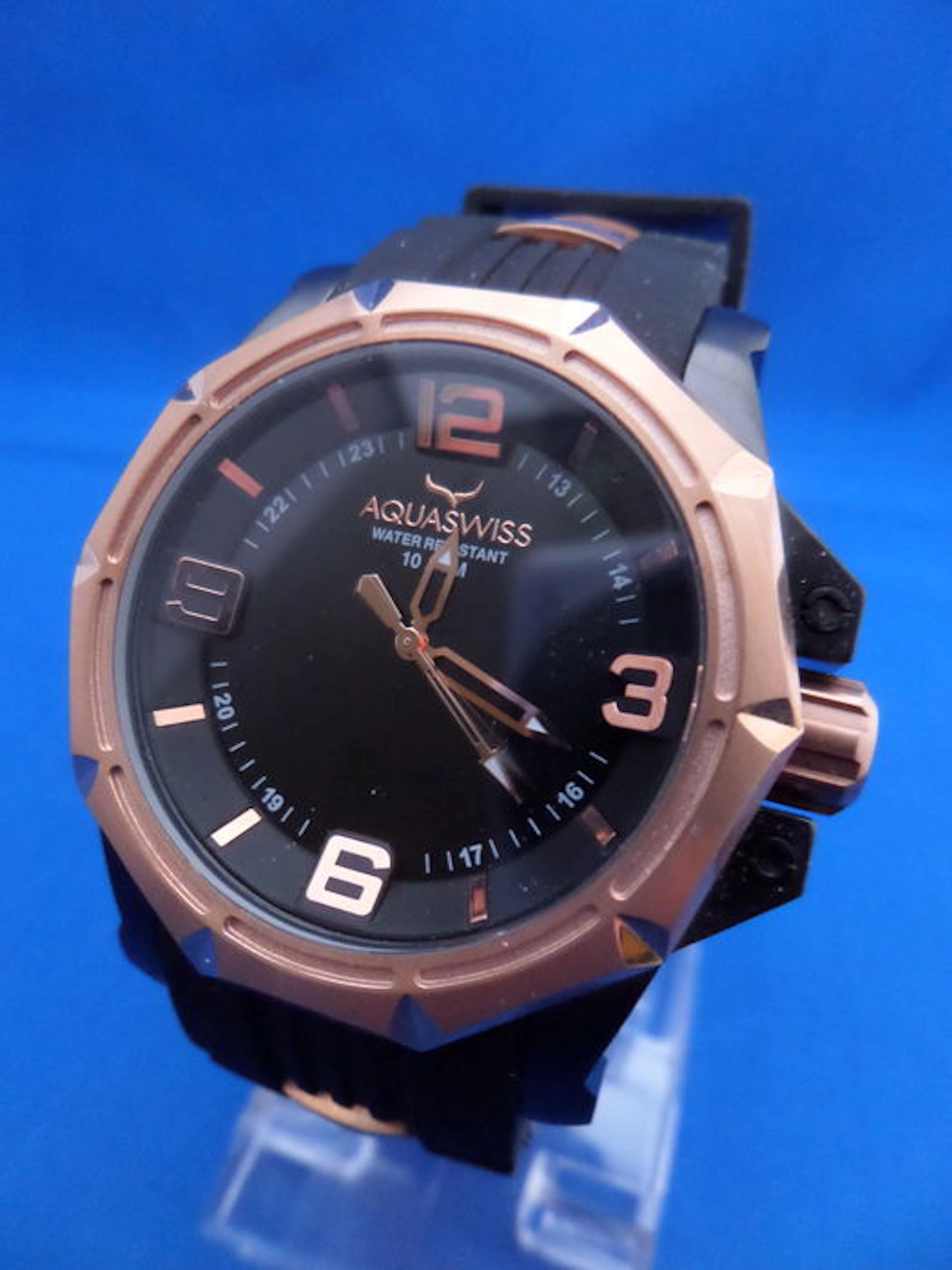 Aquaswiss – Vessel – 81G001008 – Wristwatch – 2016 – Swiss-made