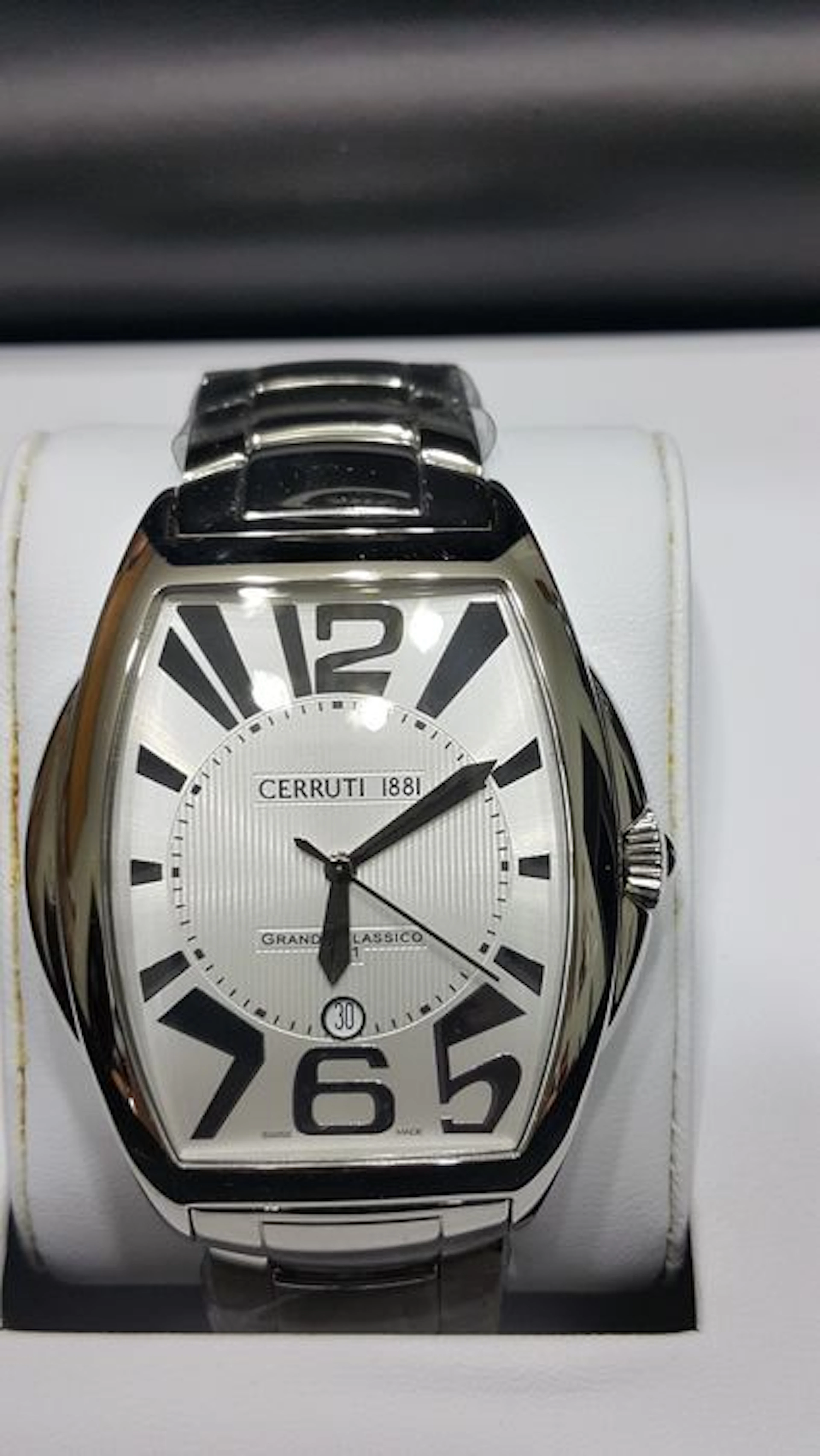 Unisex watch by Cerruti model 65471 from 2017