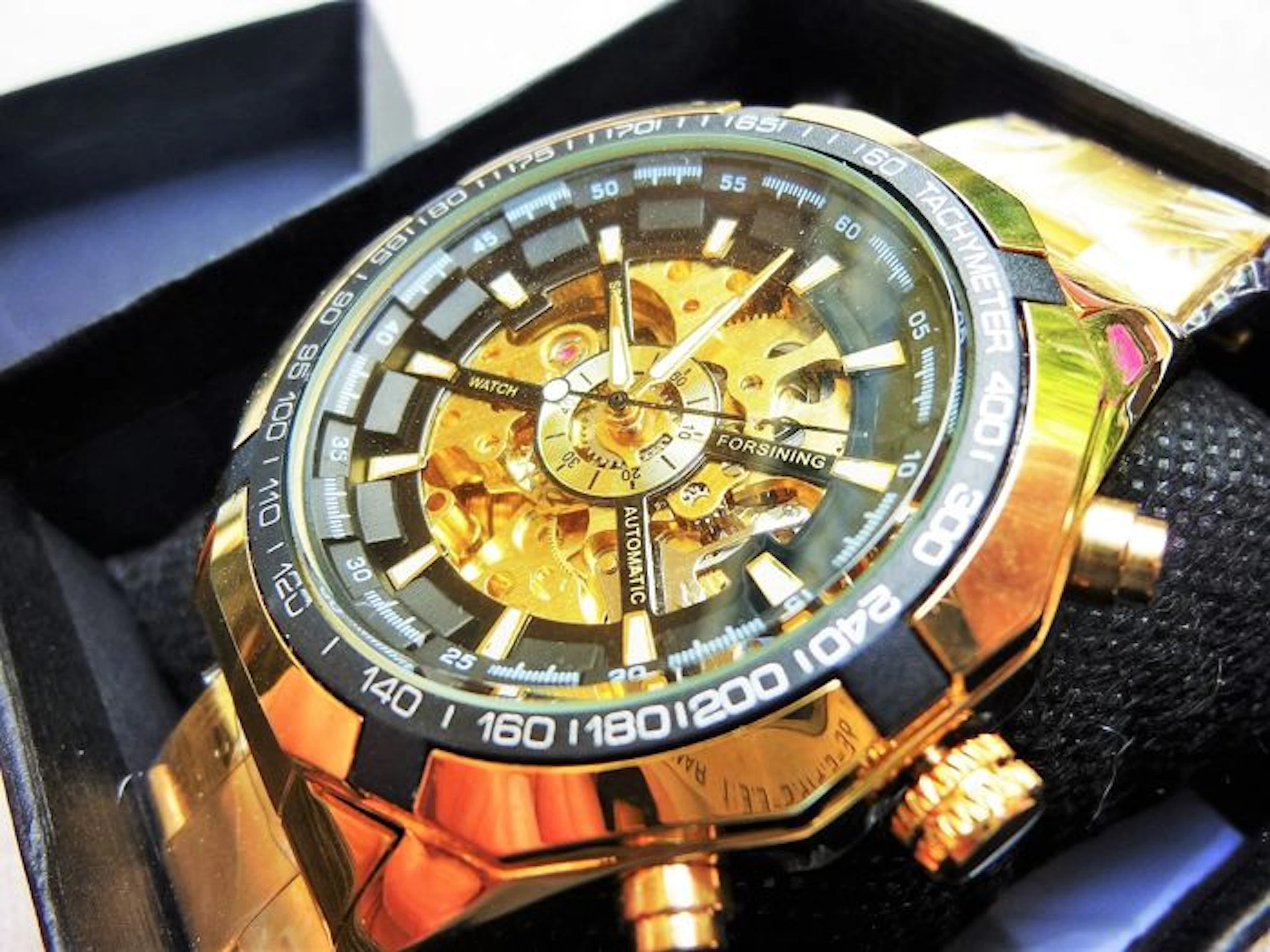 Luc Desroches – Rare skeleton watch for men – 2013 – SQ0030