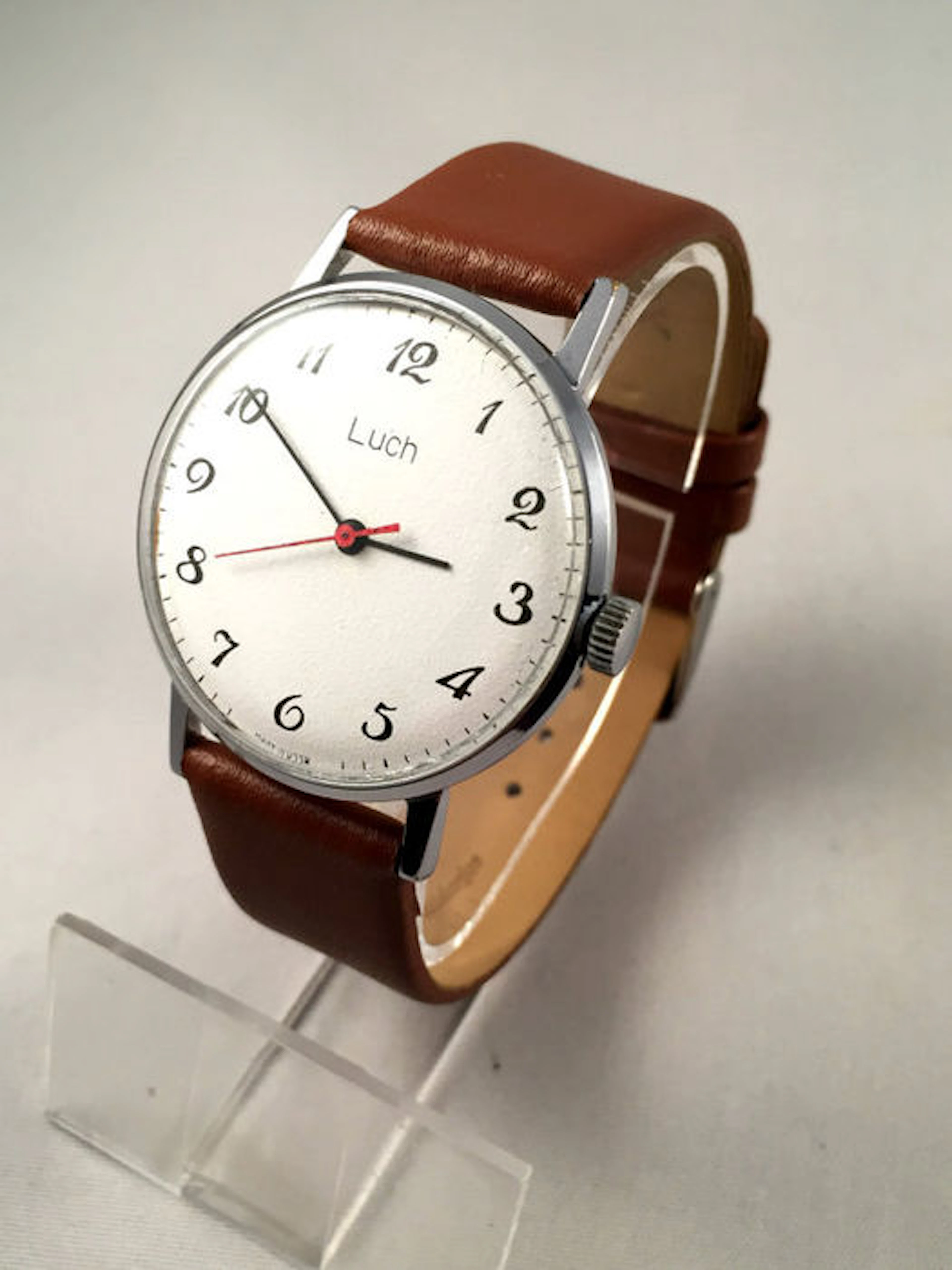 LUCH Men's watch 80s.