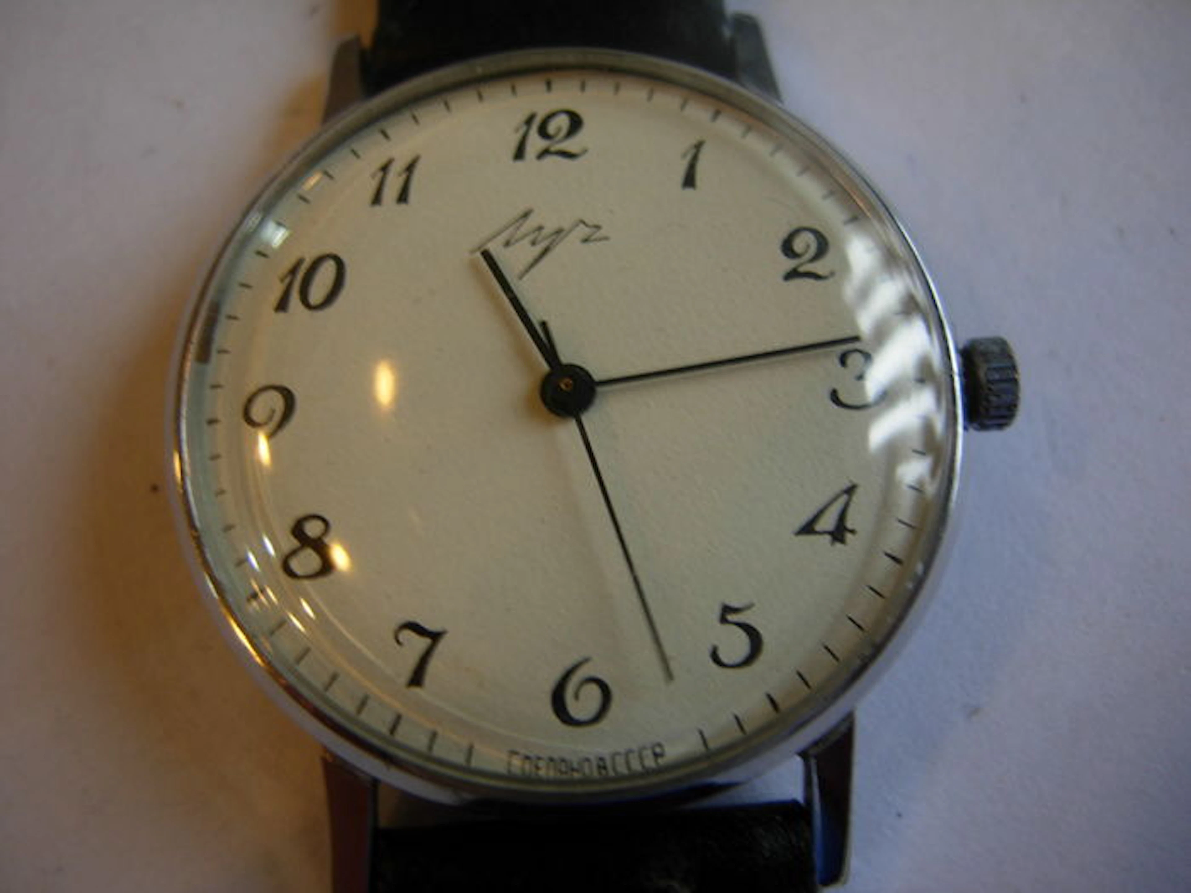 LUCH Mens watch 80s