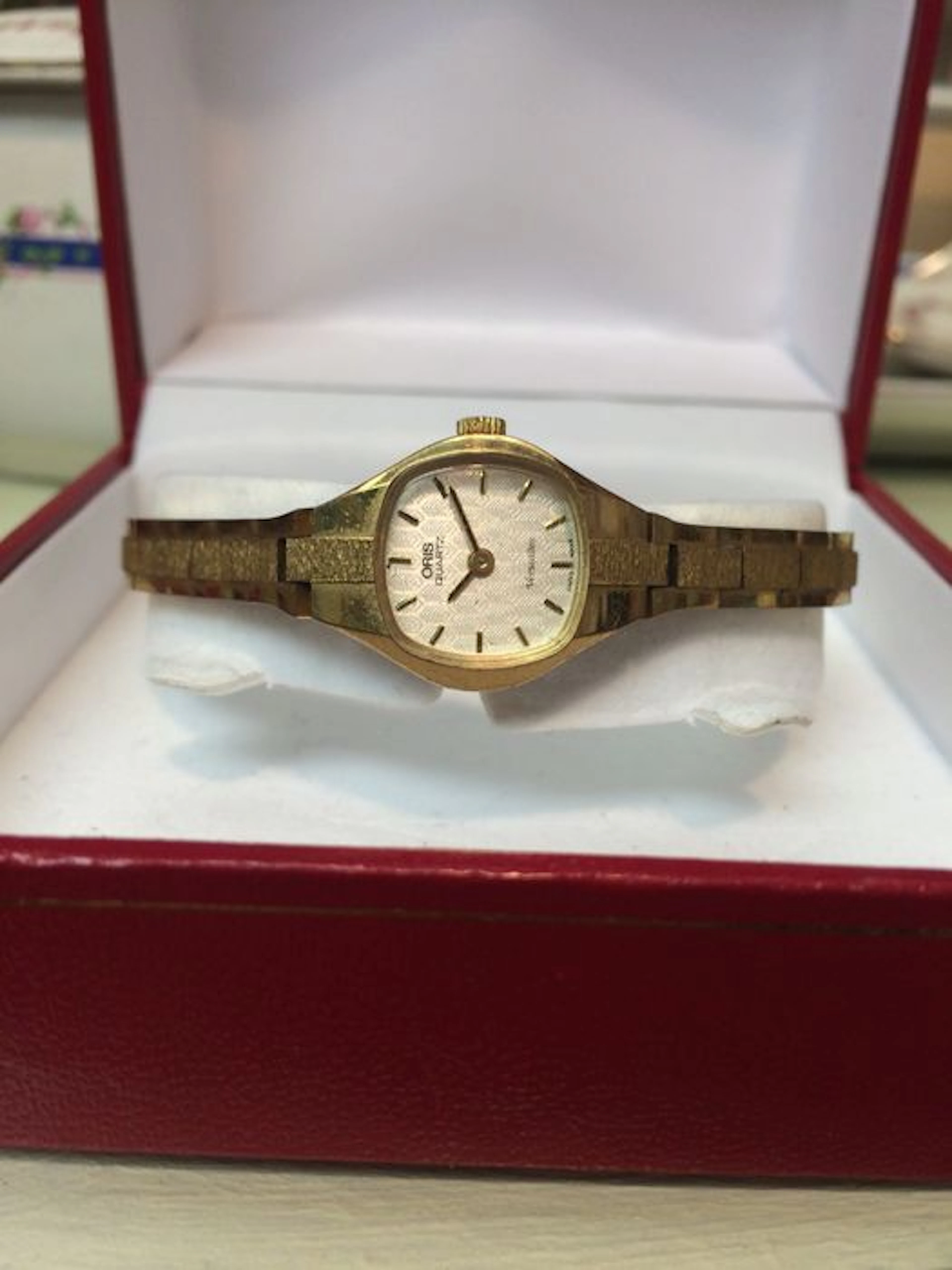 Oris Versailles