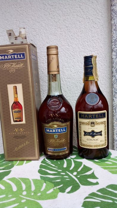 Martell - VS Fine Cognac & 3 Stars - B | Barnebys