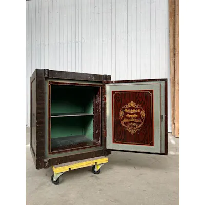 Strong Box - Safe - Steel | Barnebys