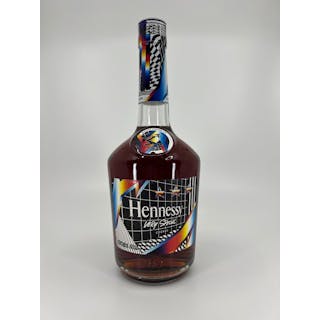 Hennessy 2019 4 years old - Very Special Cognac - Felipe Pantone - b