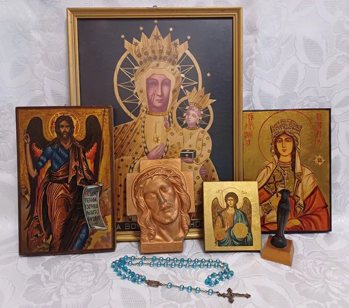 Religious objects - Collection of 7 religious objects, (7) - Wood ...