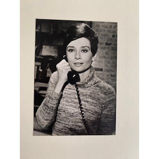 Audrey Hepburn - Téléphone