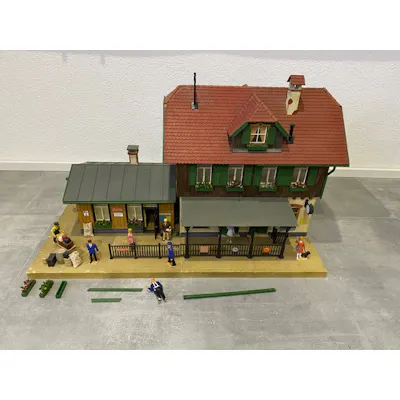 Pola G - Model train buildings (1) | Barnebys