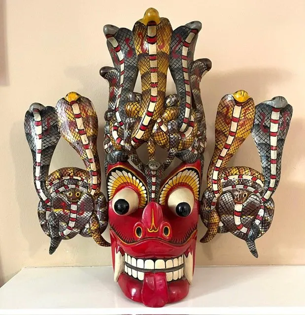 Naga Raksha Mask - Wood - Sri Lanka - 1960 | Barnebys