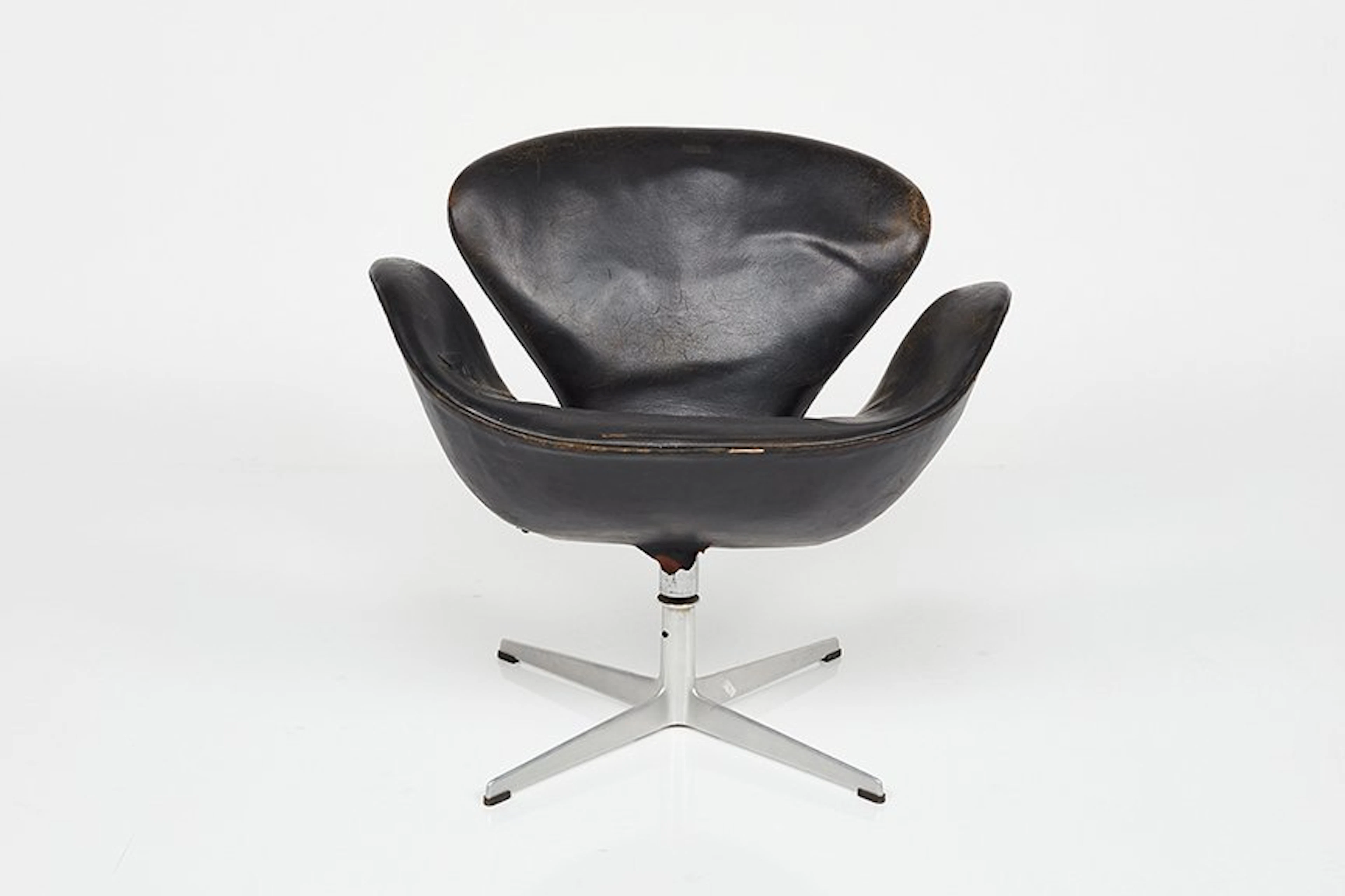 'Swan' chair, 1960s