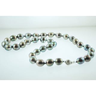 Contemporary Designer Pearl Necklace Tahitian Baroque 34 Pearls w/