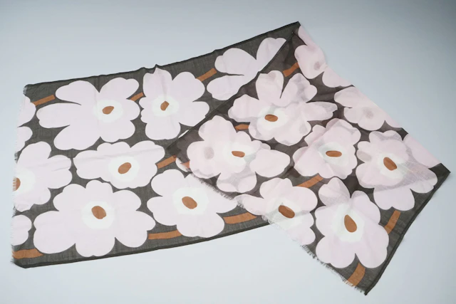MARIMEKKO, huivi, "Unikko"
