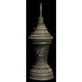 Old 72% Silver Intricate Thai Buddhist Reliquary