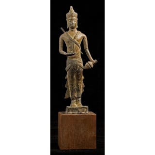 Rare 14thC Sukhothai bronze of the Buddha in a