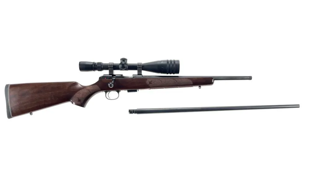 CZ 457 AMERICAN BOLT ACTION .22LR CUSTOM RIFLE WITH WEAVER SCOPE AND