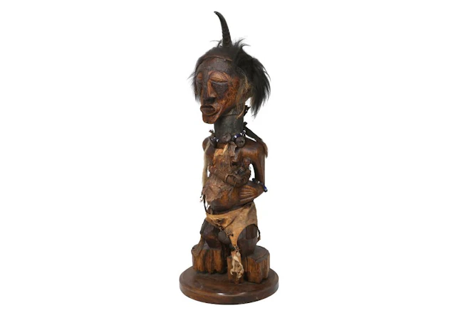 AN EXCEPTIONAL SONGYE MALE COMMUNITY POWER FIGURE