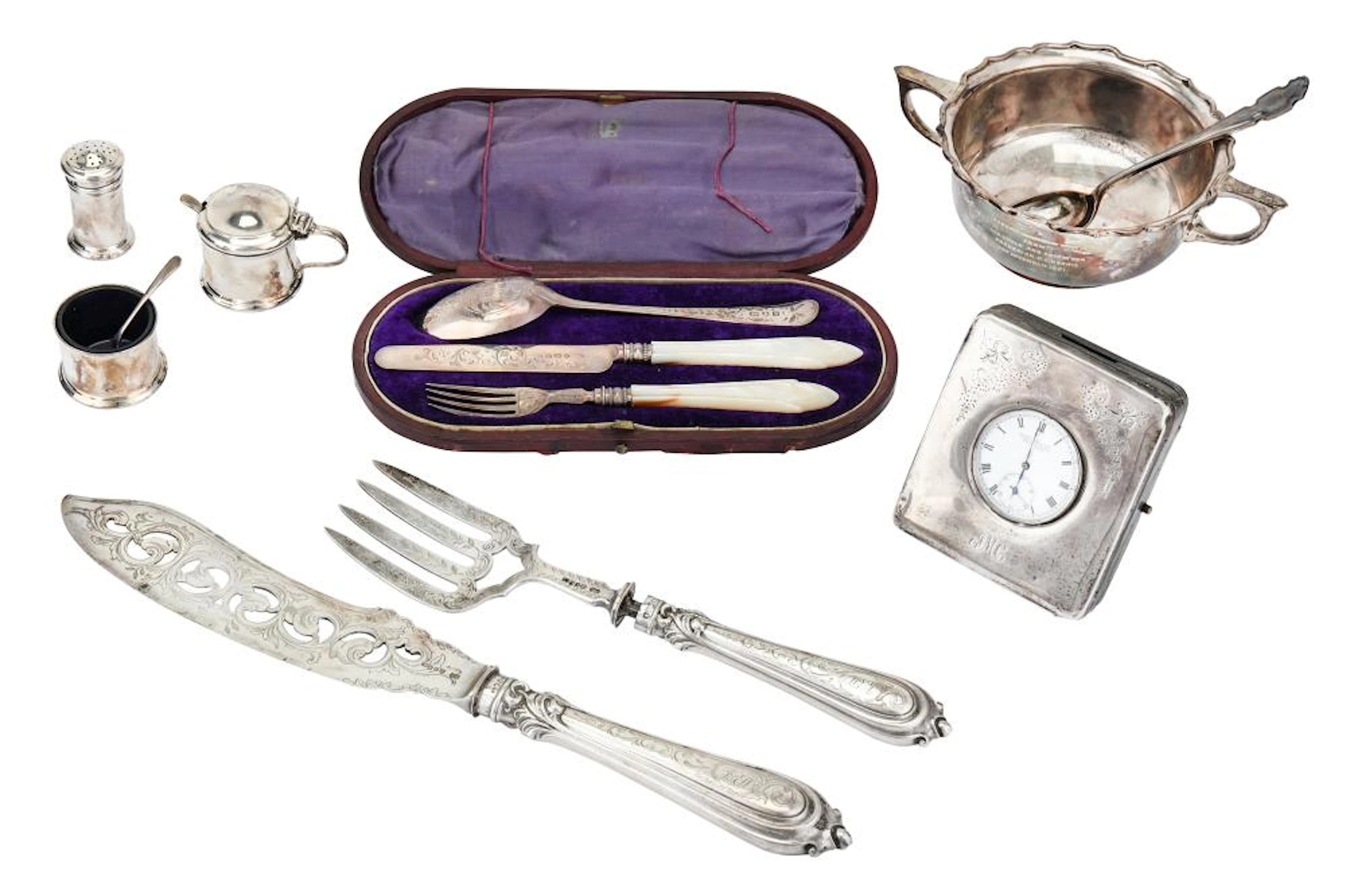 A mixed group of cased sterling silver items comprising a...