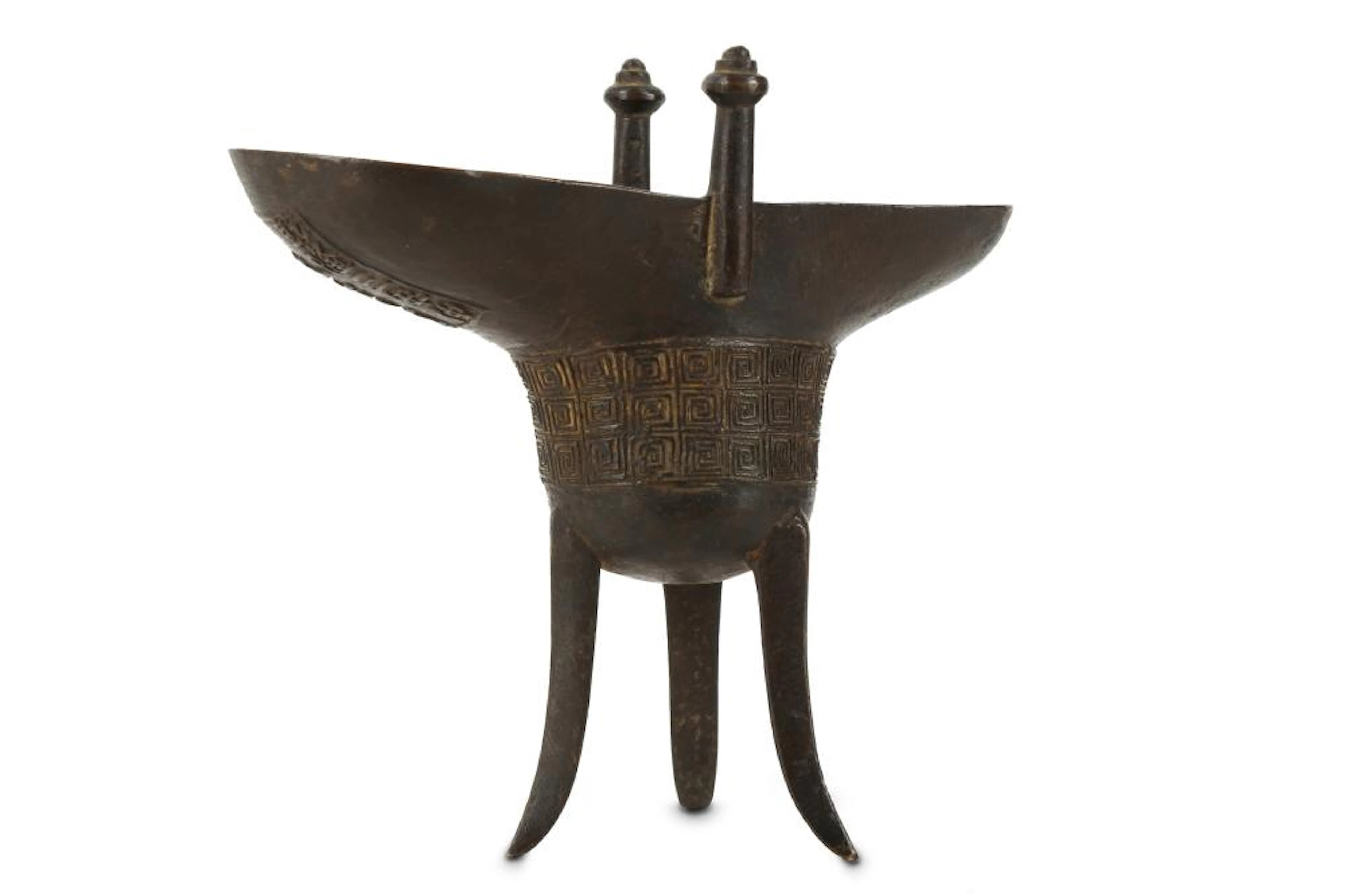 A CHINESE BRONZE RITUAL ARCHAISTIC WINE VESSEL, JUE.