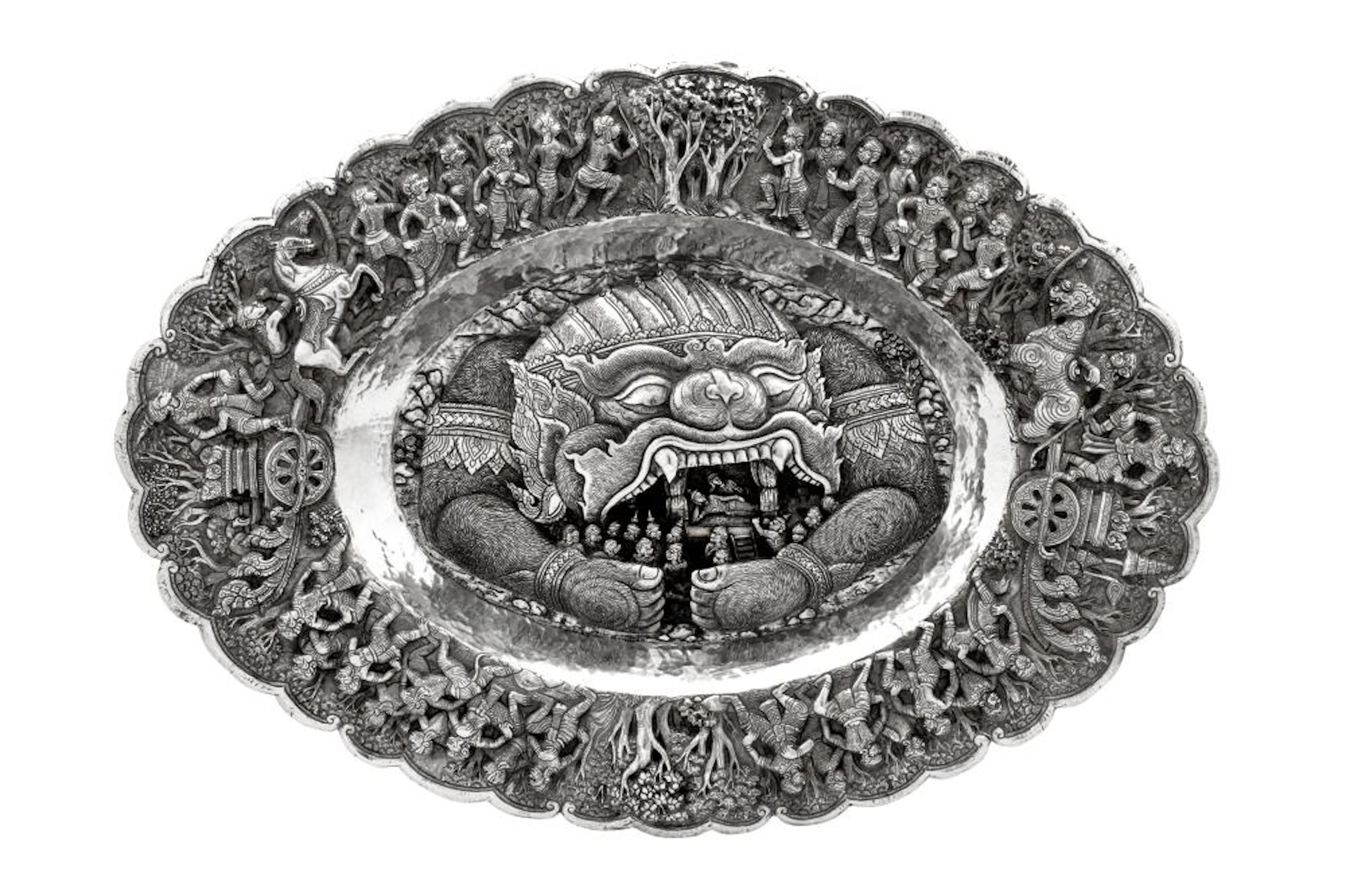 A heavy mid-20th century Thai silver charger or dish, Chiang Mai circa 1960