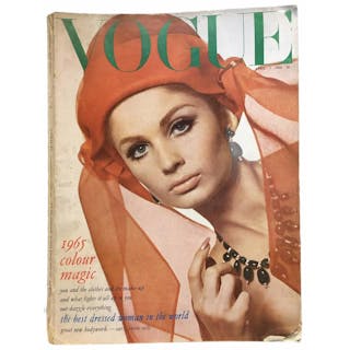 Vogue: Magazines.