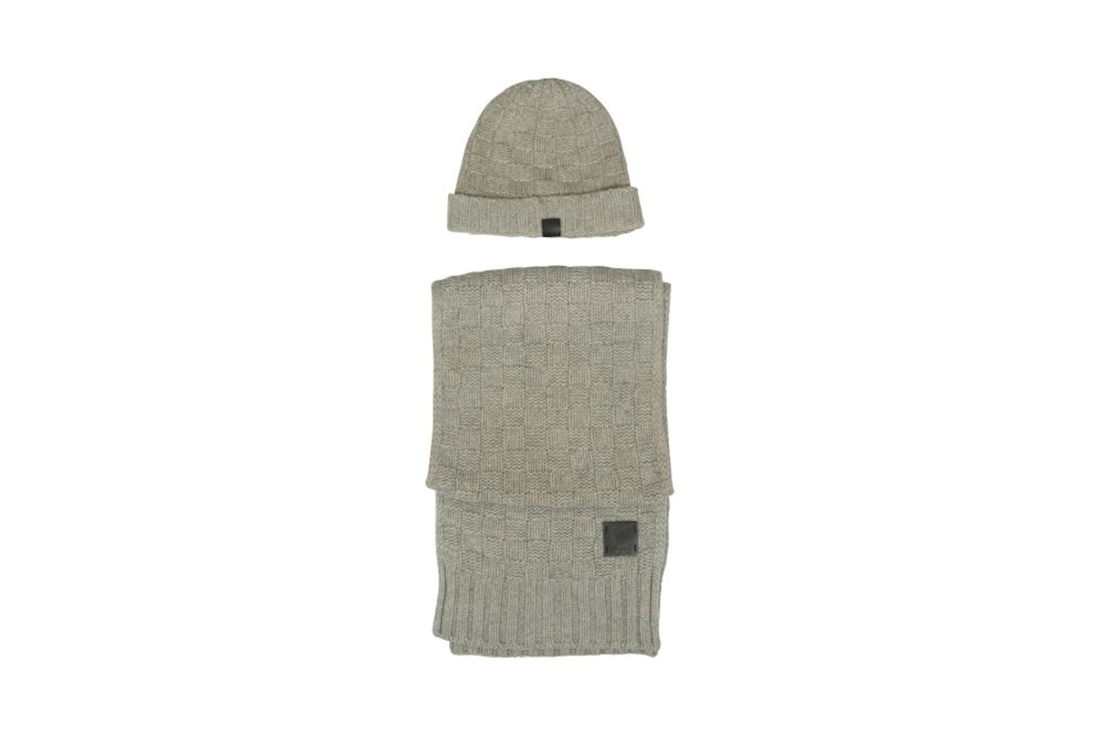 Louis Vuitton Grey Cashmere Helsinki Hat and Scarf