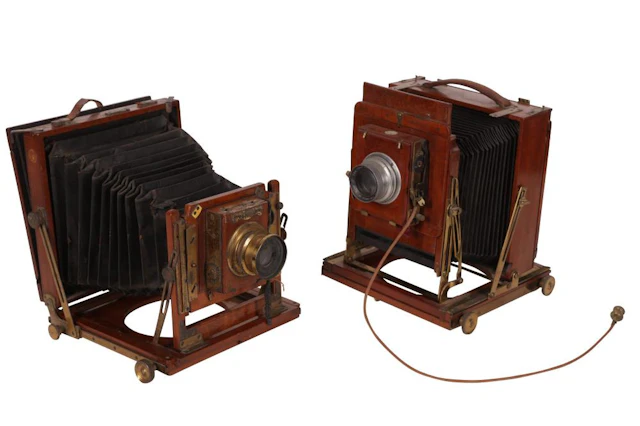 A Thornton Pickard Special Ruby Half Plate Field Camera