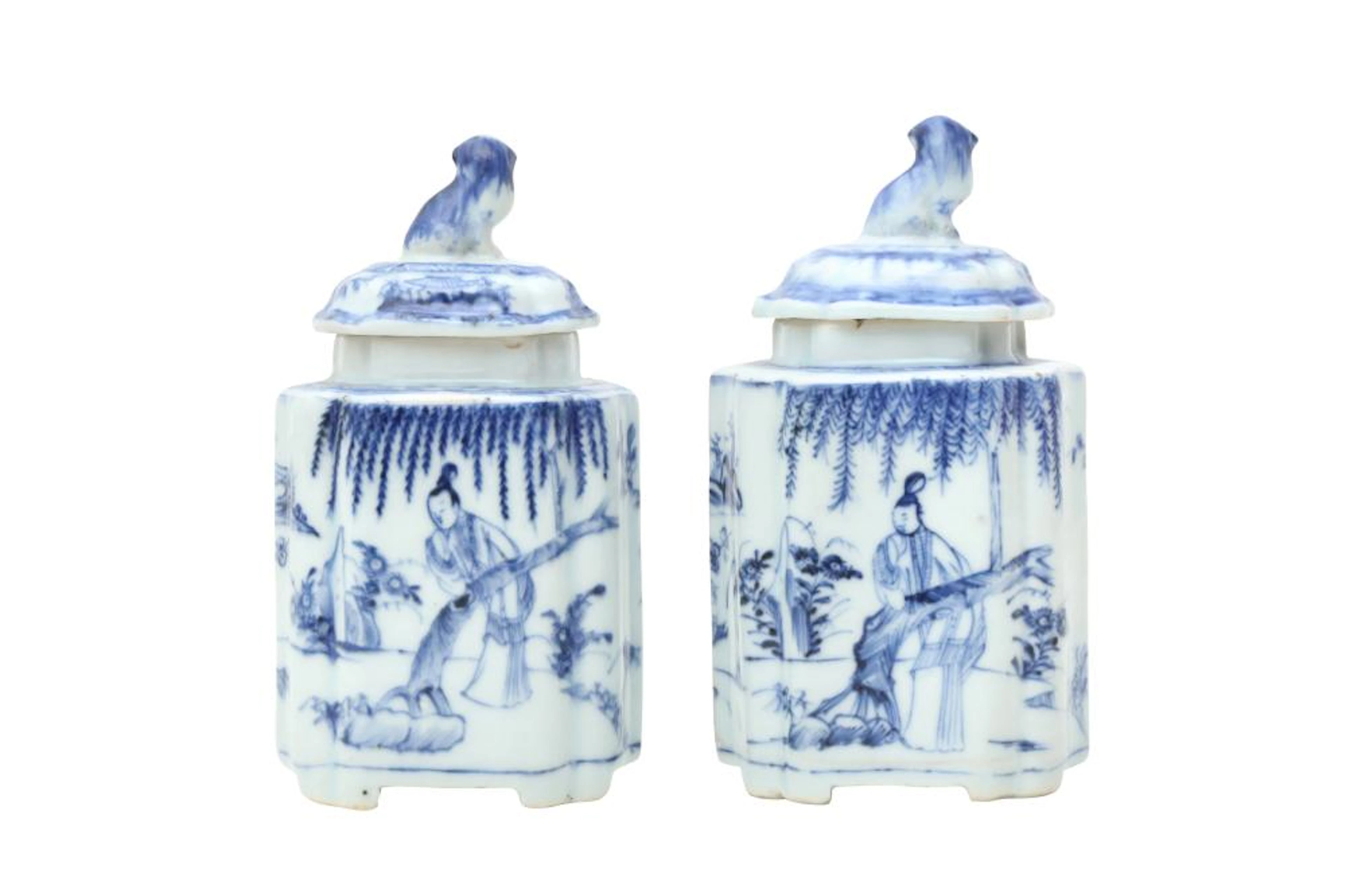 A PAIR OF CHINESE BLUE AND WHITE TEA CADDIES