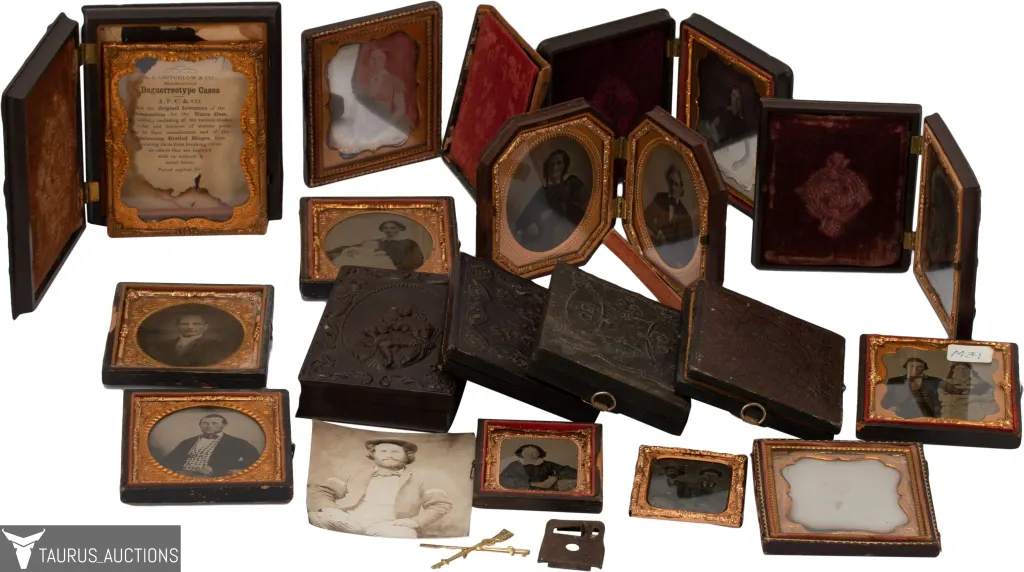 Collection of Daguerreotypes, Tintypes, Ambrotypes | Barnebys