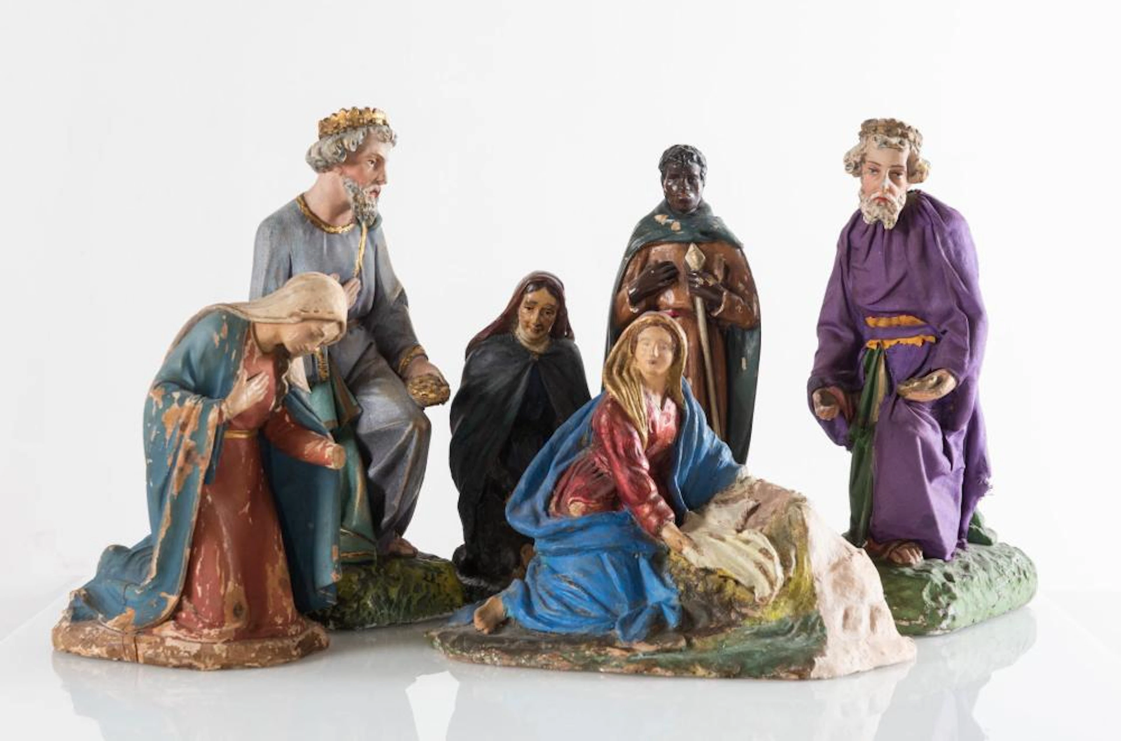 Lotto composto da sei sculture da Presepe, XIX-XX secolo.