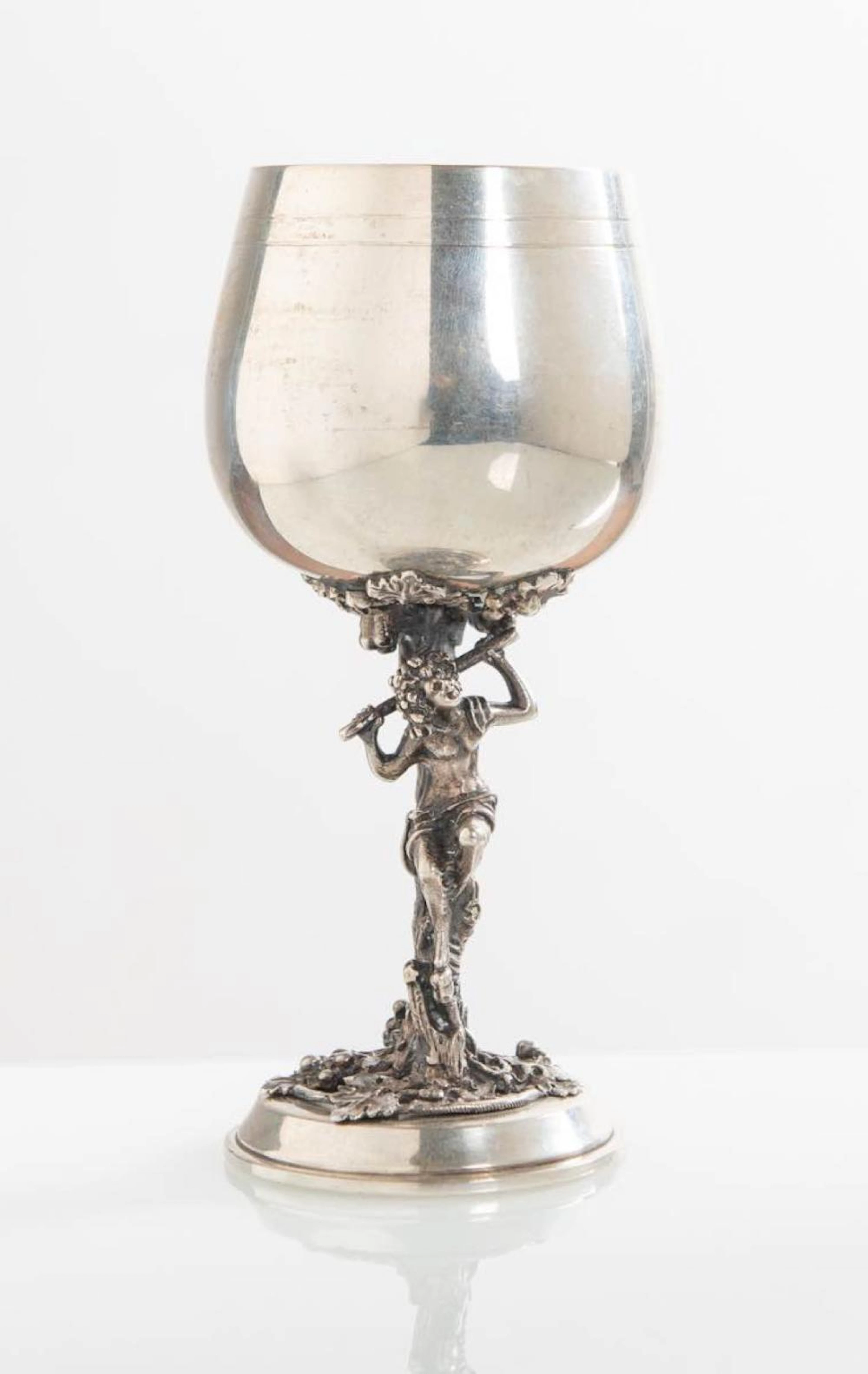 Silver objects - Calice in argento con stelo a foggia di...