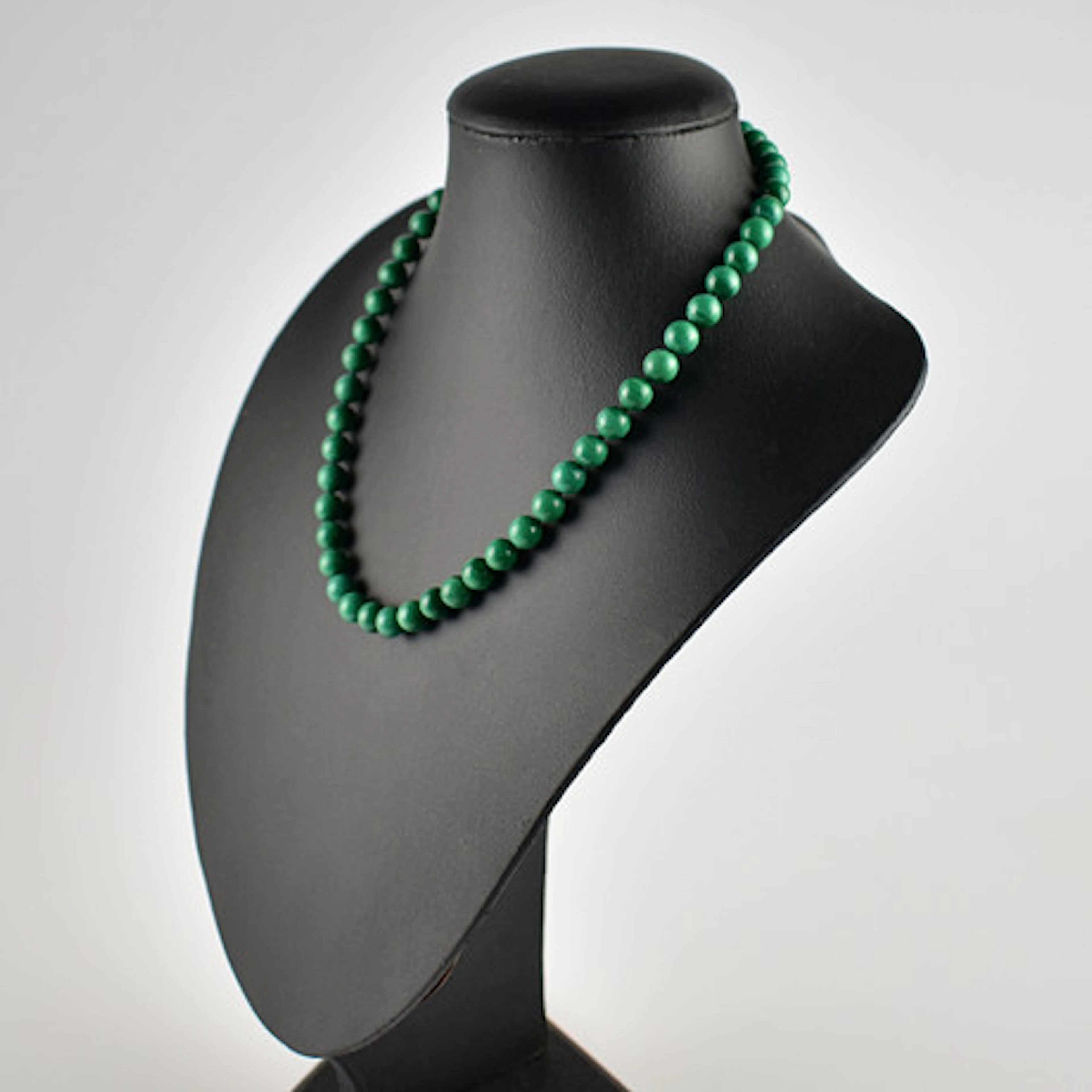 HALSBAND, malakiter.