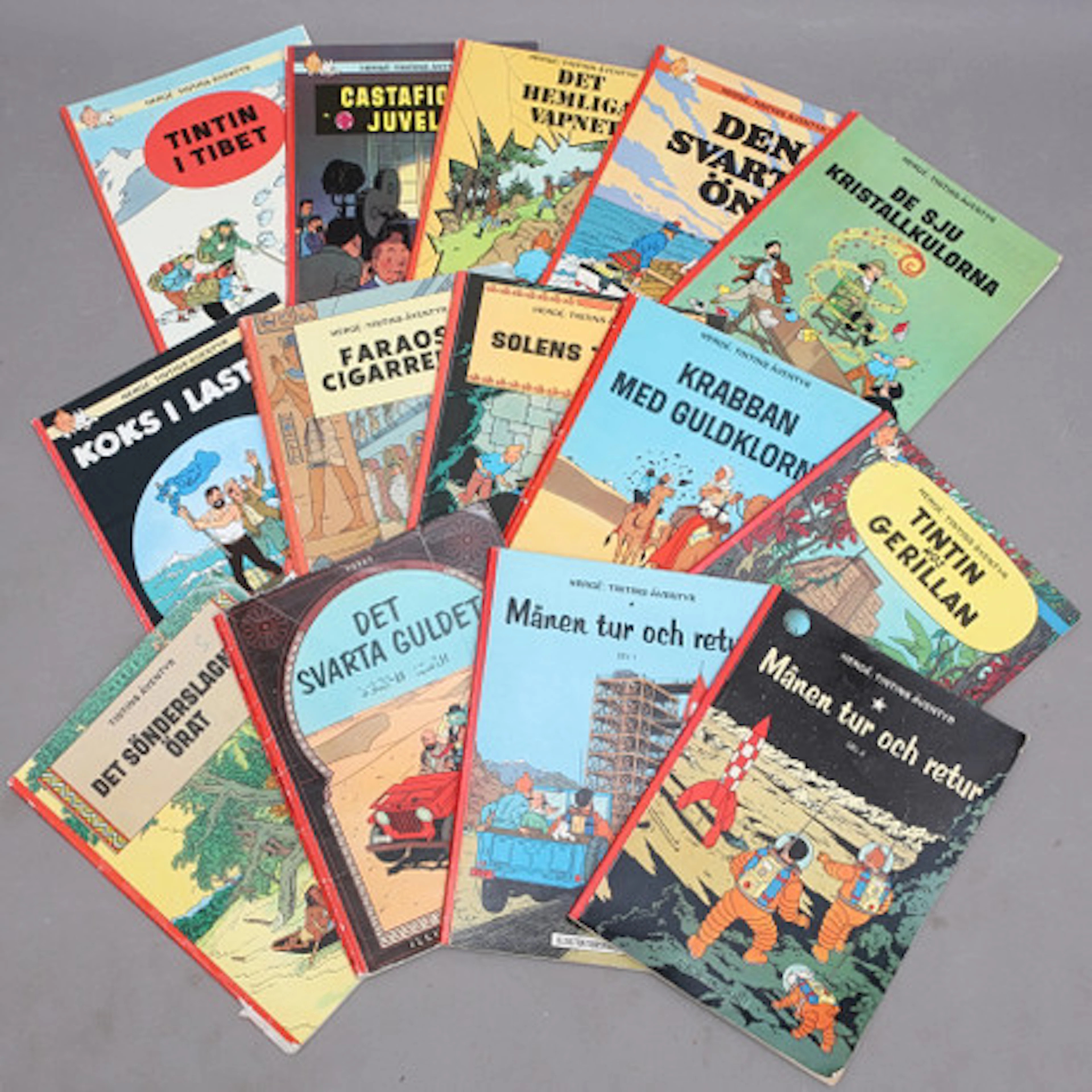 SERIEALBUM, 14 st, Tintins äventyr, Hergé.