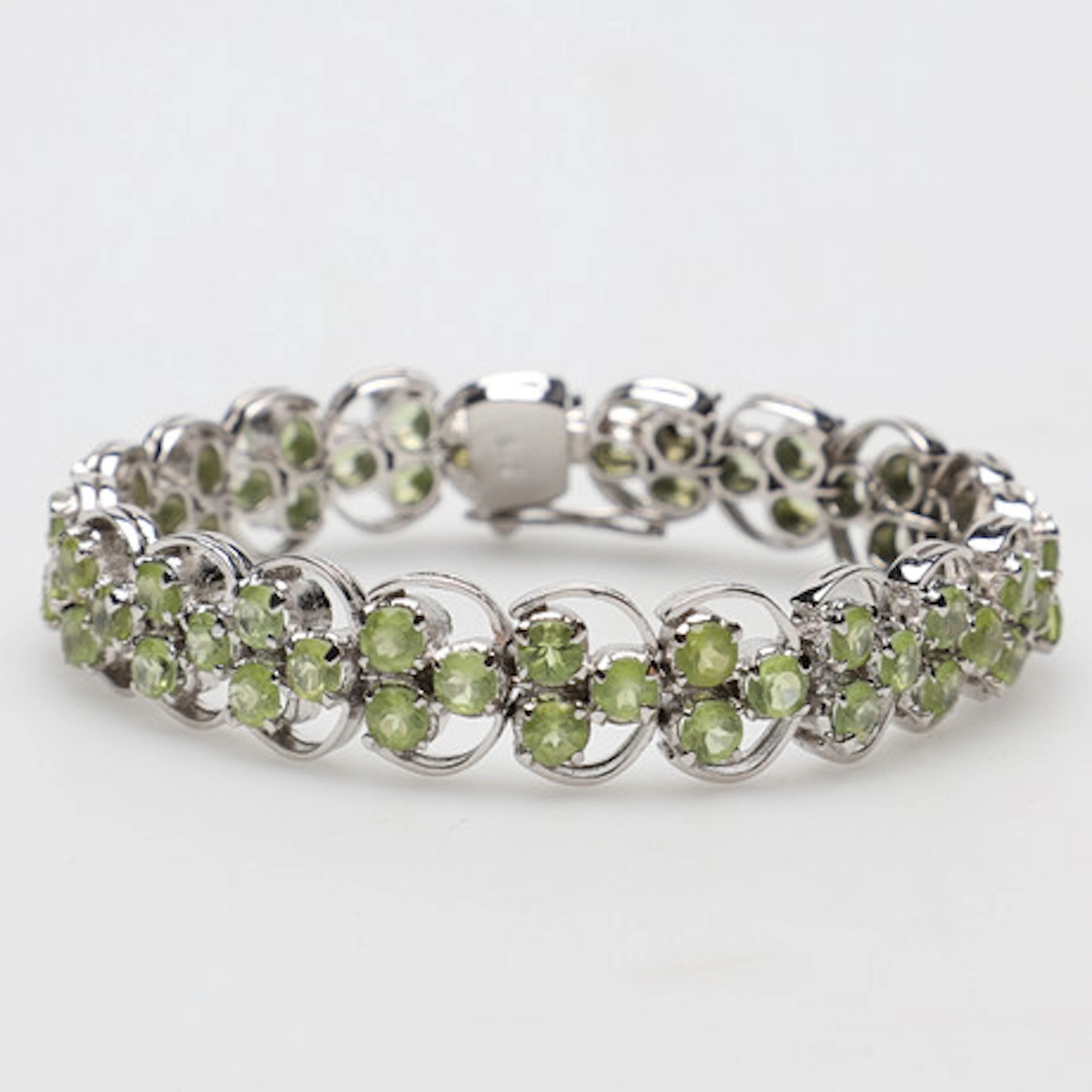 ARMBAND, sterlingsilver & peridoter.