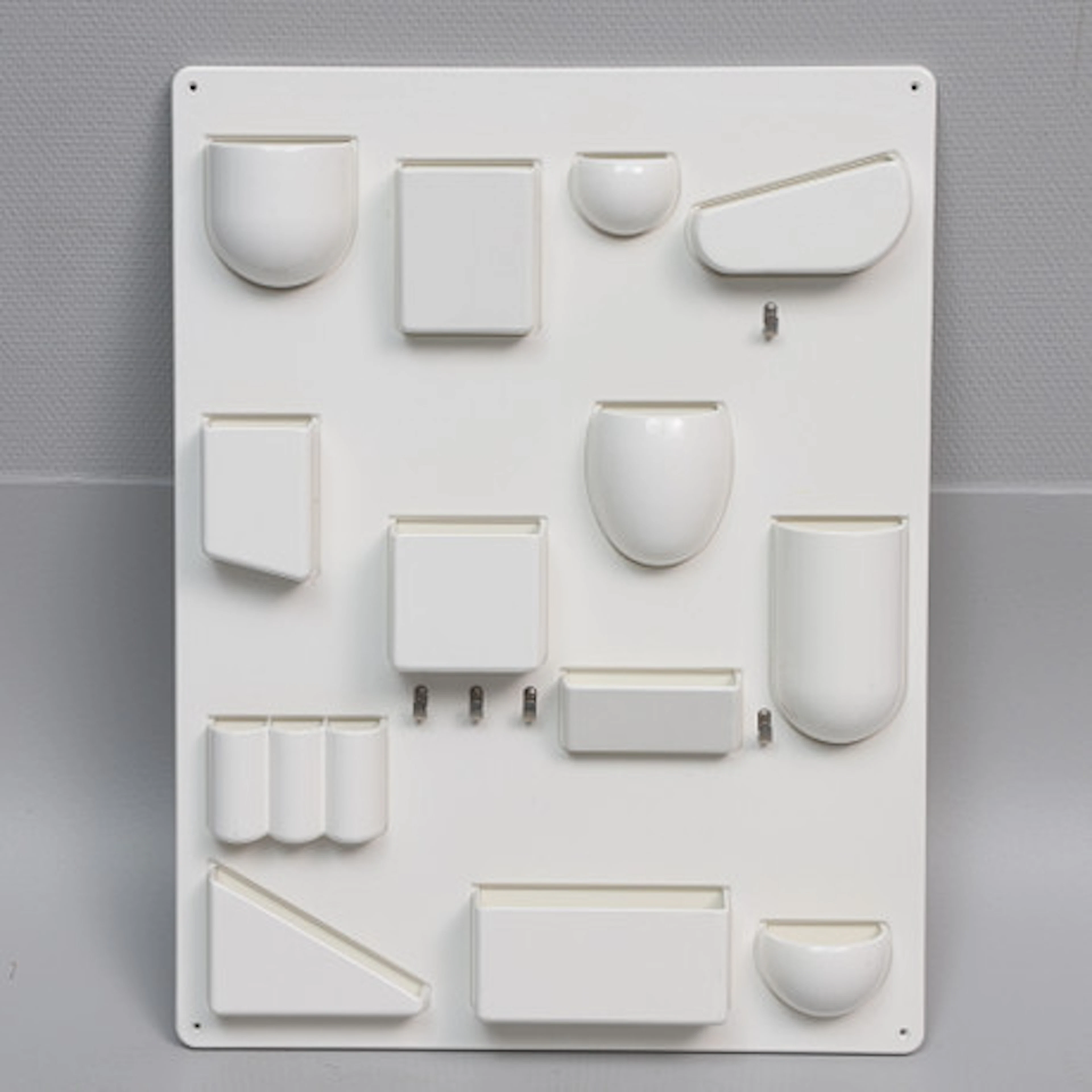 DOROTHEE MAURER-BECKER, väggförvaring, "Ut…