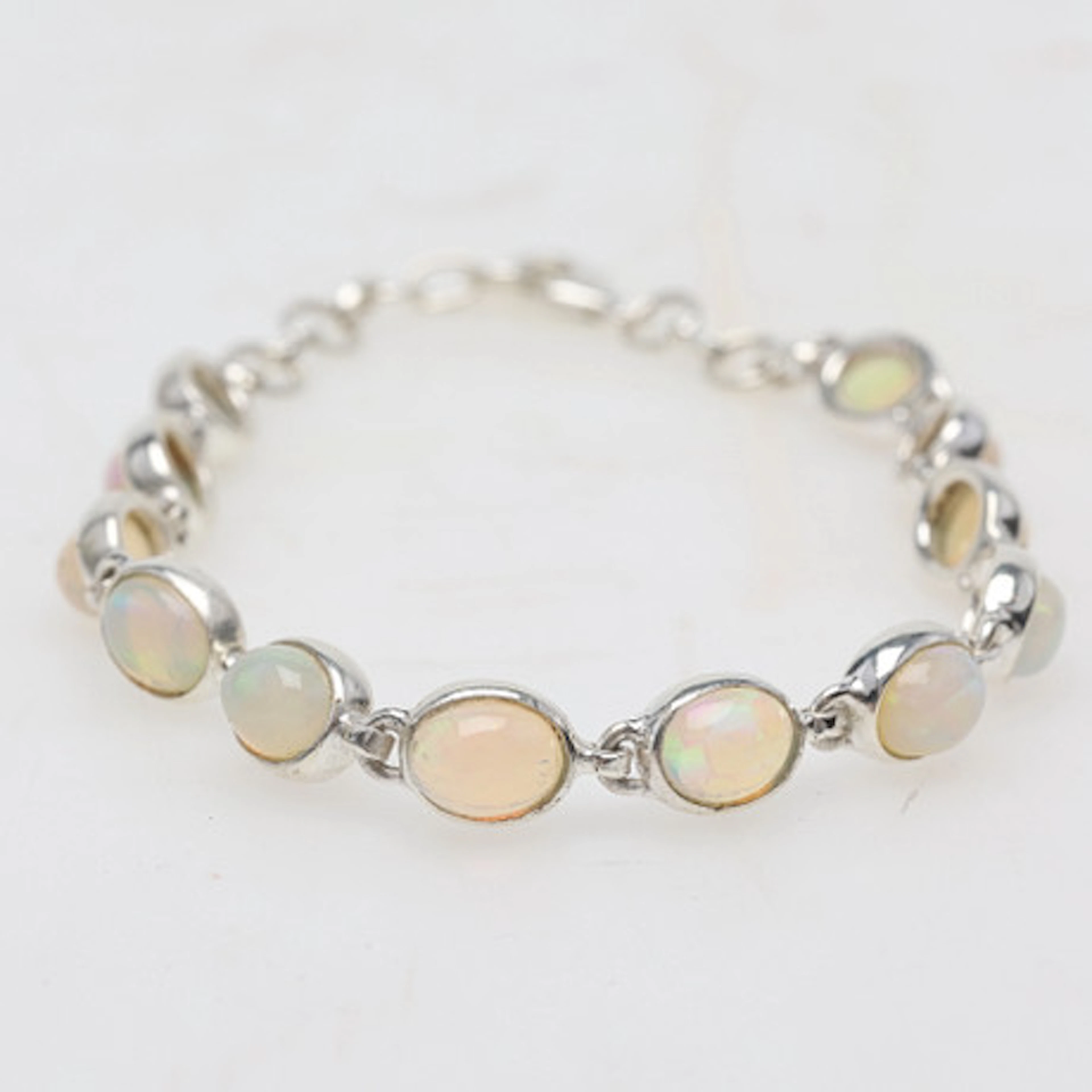 ARMBAND, opaler och sterlingsilver.