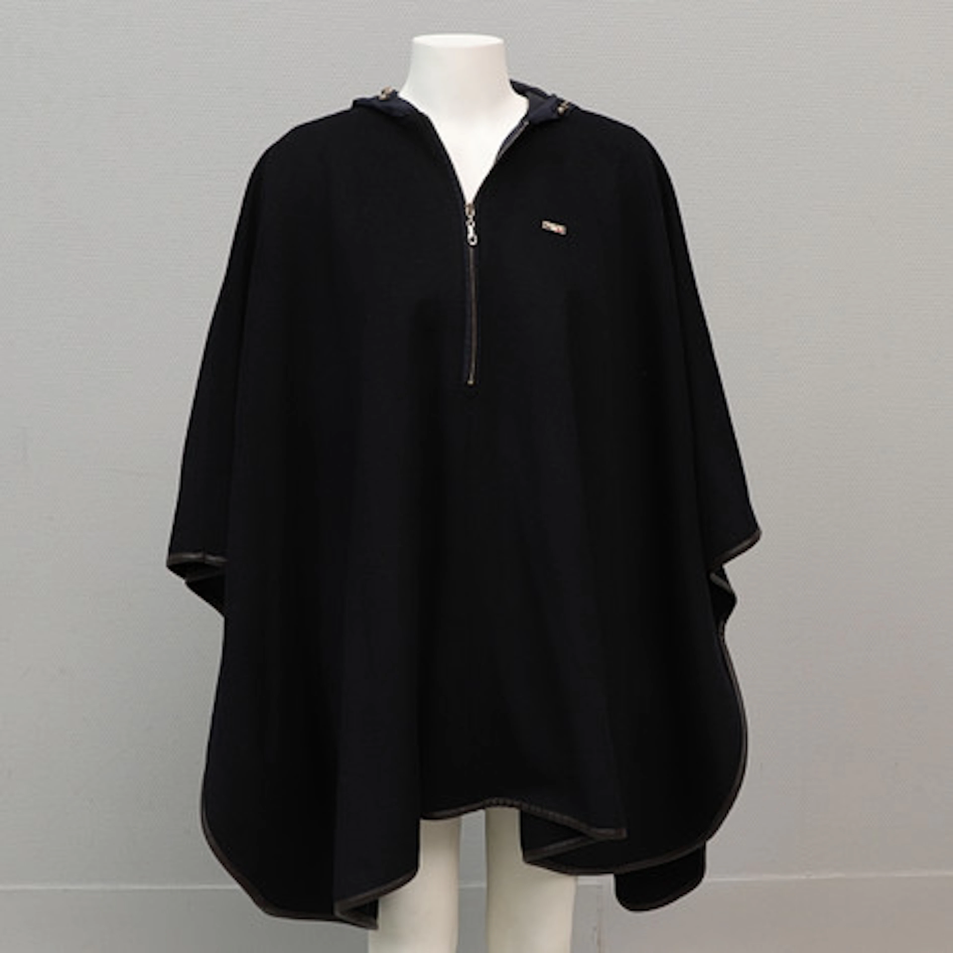 CAPE, ull & polyester, US Polo ASSn, one s…