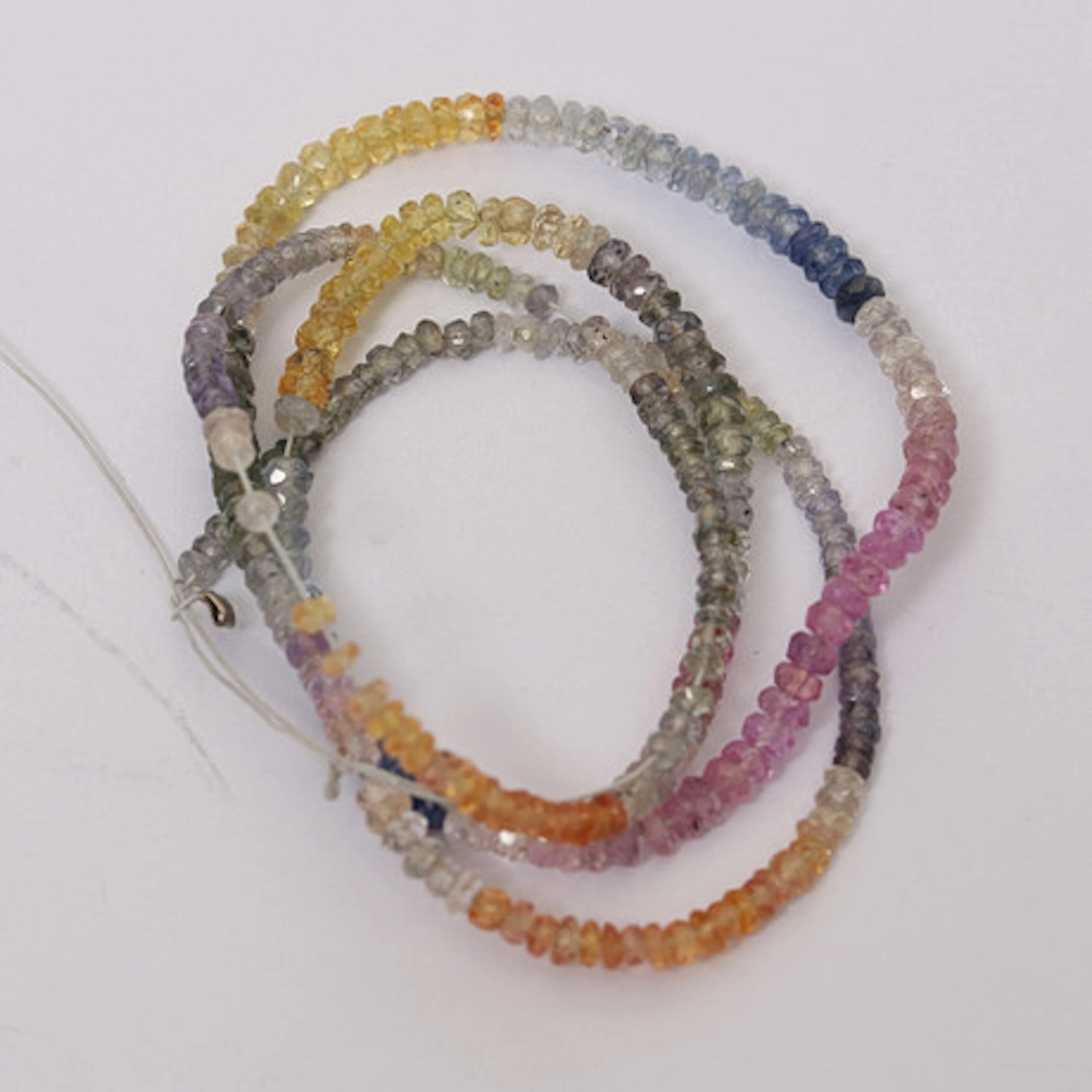 HALSBAND, safir, cirka 35 ct.