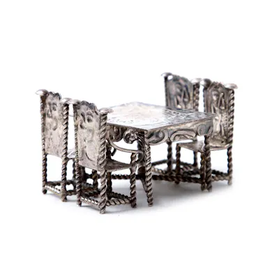5-delige set miniatuur eettafel en stoelen, micro scène meubeldecoratie 5-delige set miniatuur eettafel en stoelen, micro scène meubeldecoratie