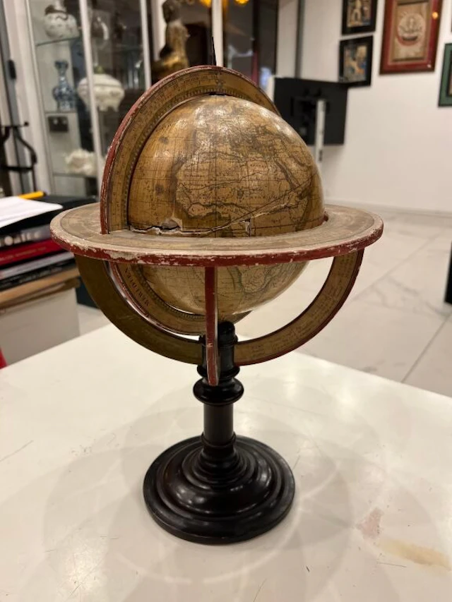 GLOBE TERRESTRE PAR FÉLIX DELAMARCHE - Paris,... - Lot 221 - Kâ-Mondo
