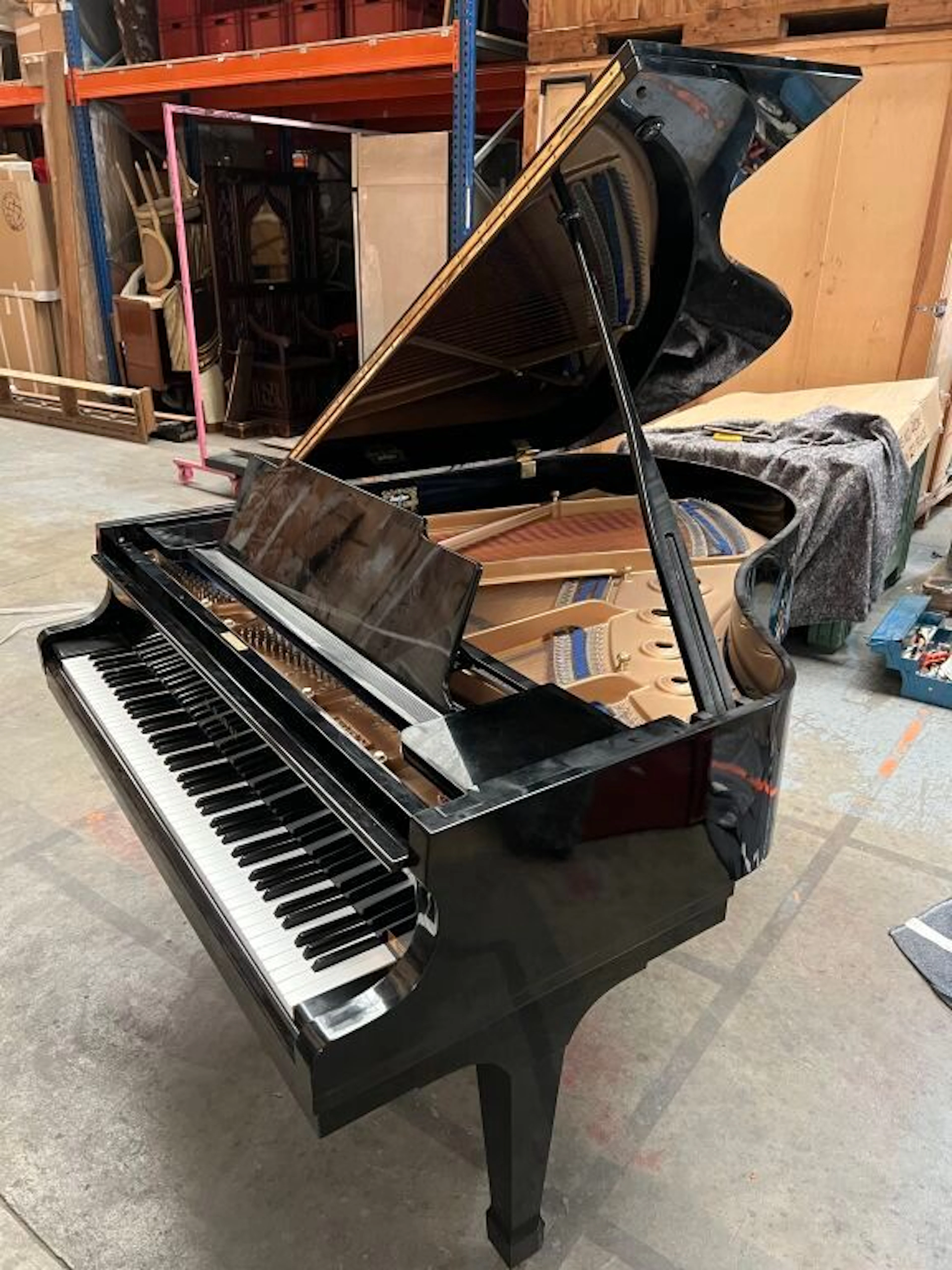 KAWAI. Model KG-3C. Circa 1980/1981. Black... - Lot 225 - Kâ-Mondo