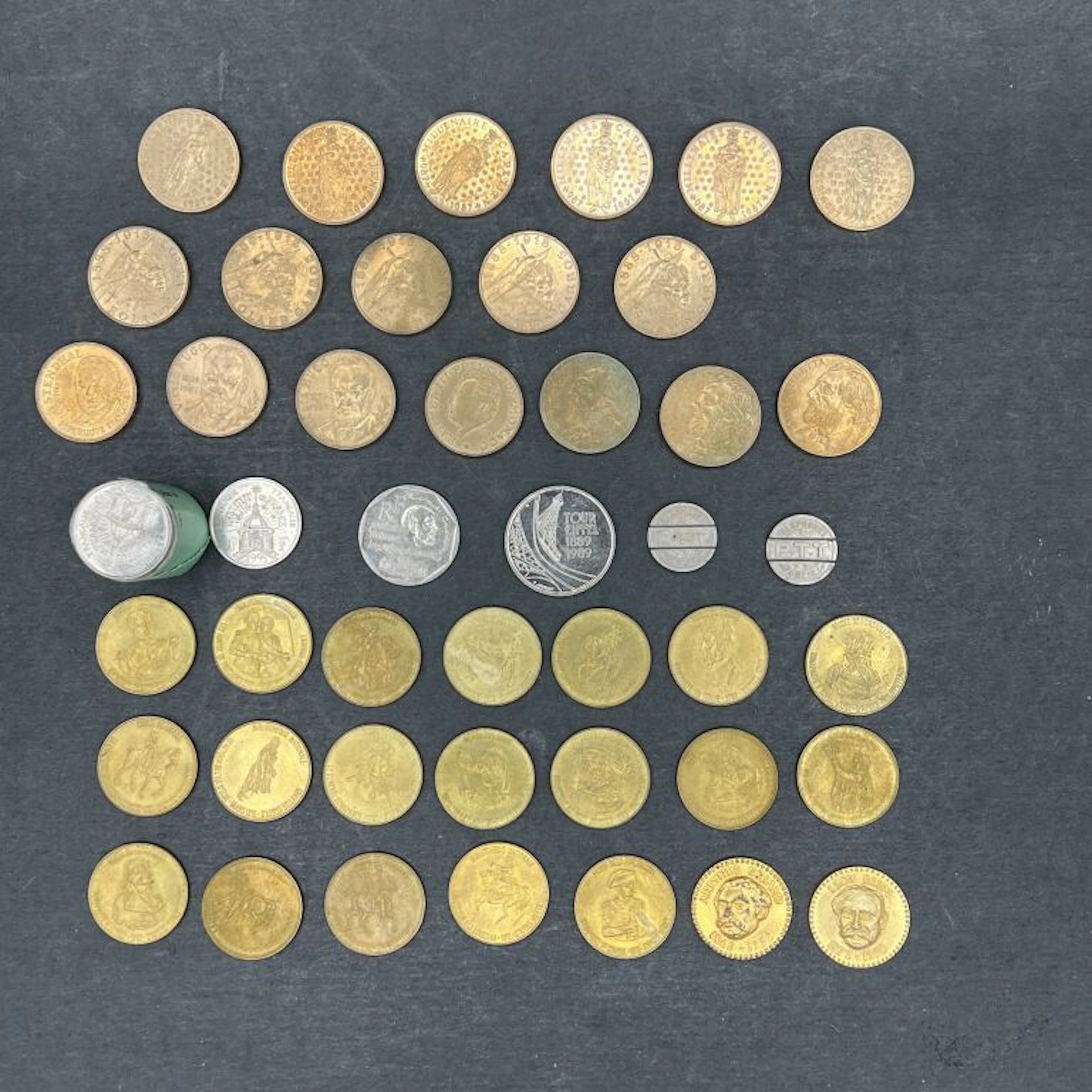 Lot of metal coins and banknotes : - Bills:... - Lot 30 - Kâ-Mondo