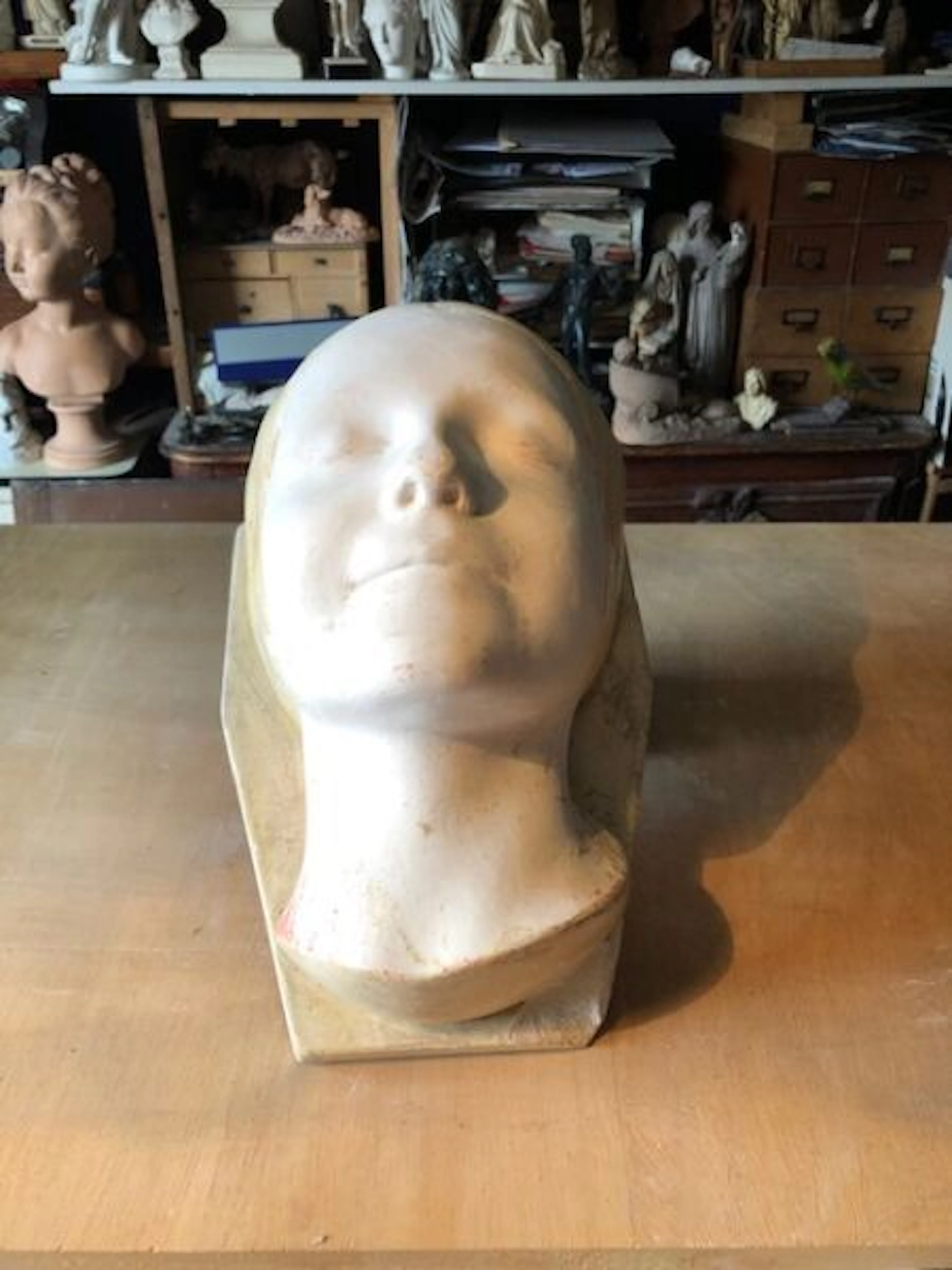 Simonne LAUBÉ. The study mask. Applied mask... - Lot 198 - Kâ-Mondo